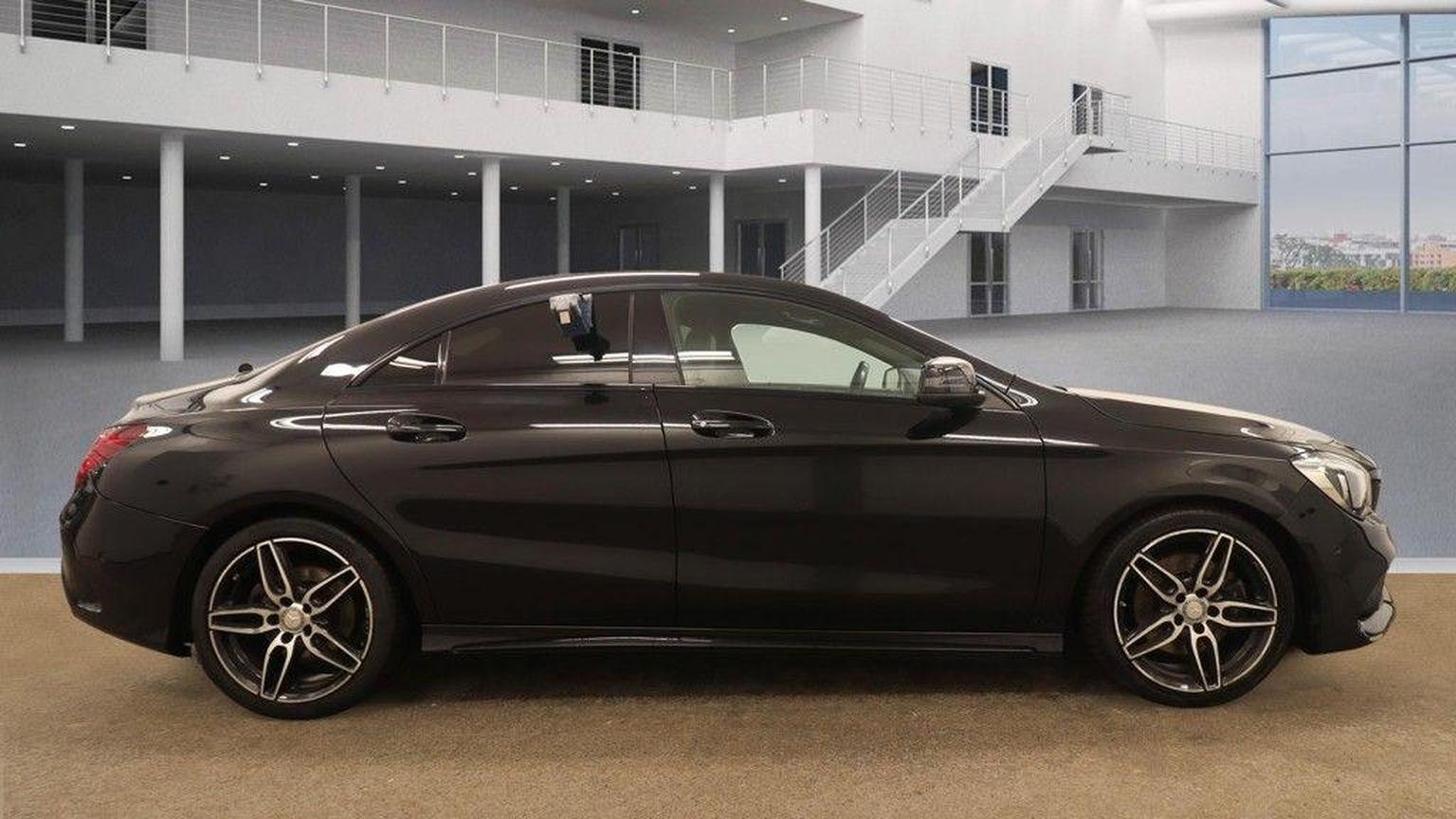 Mercedes Benz CLA