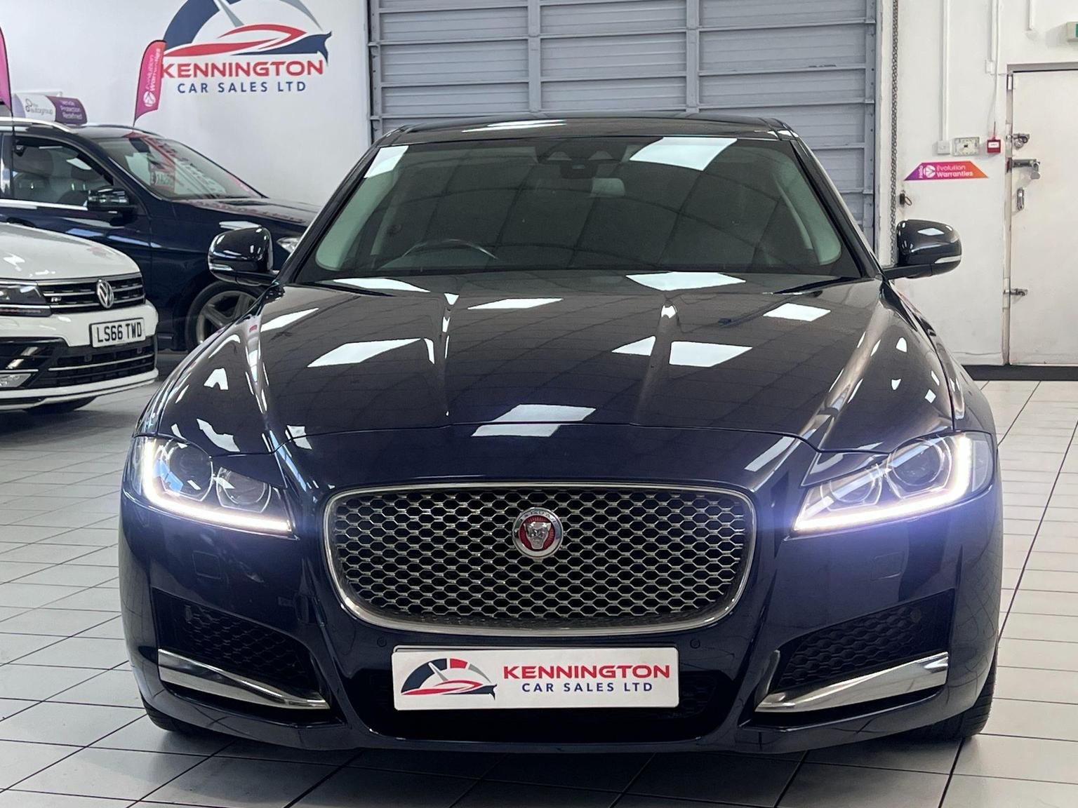 Jaguar XF