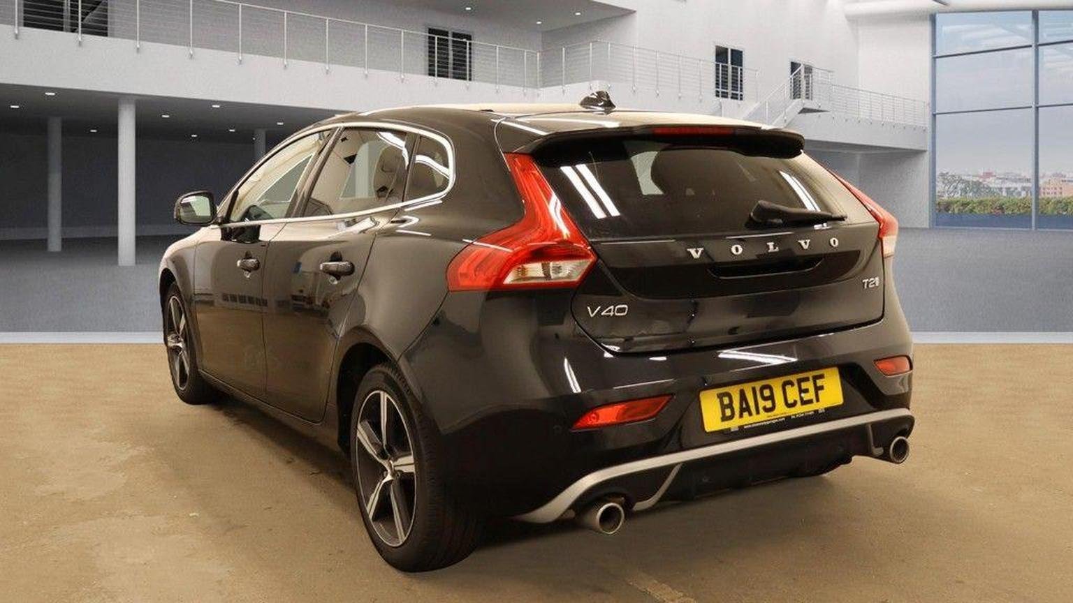 Volvo V40