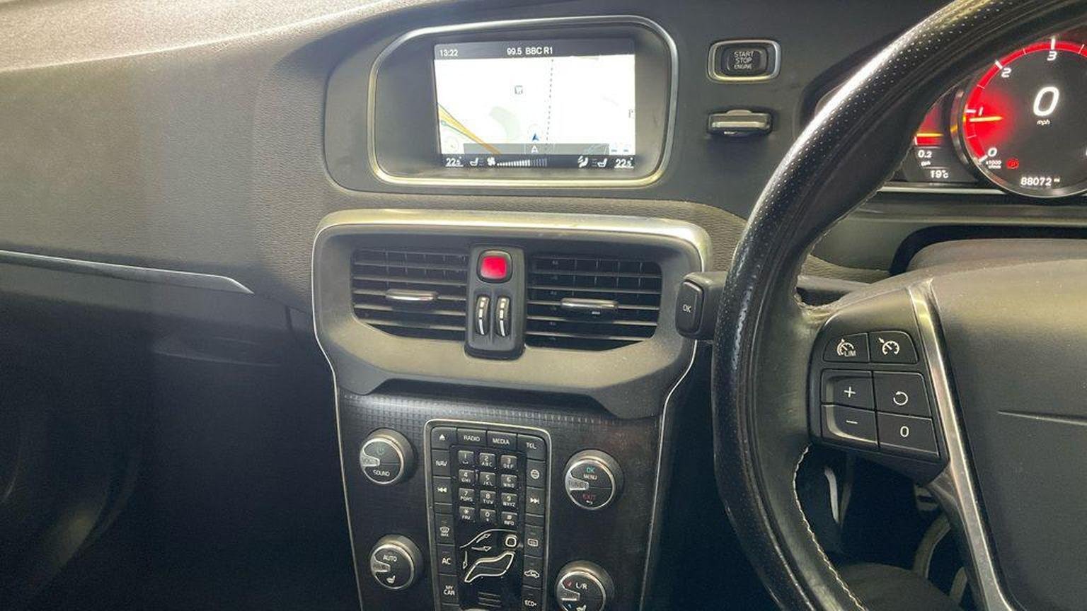 Volvo V40