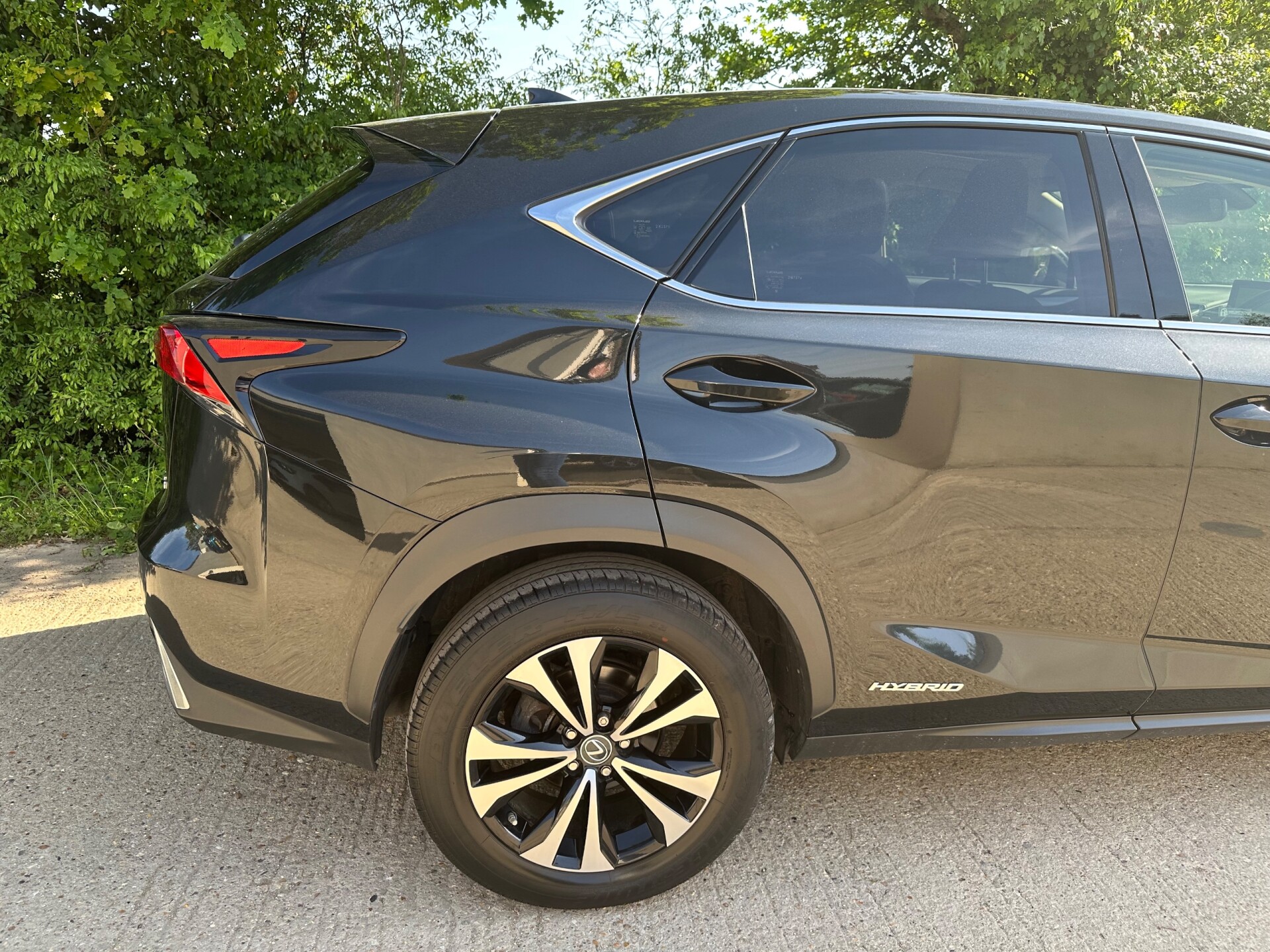 Lexus NX 300h