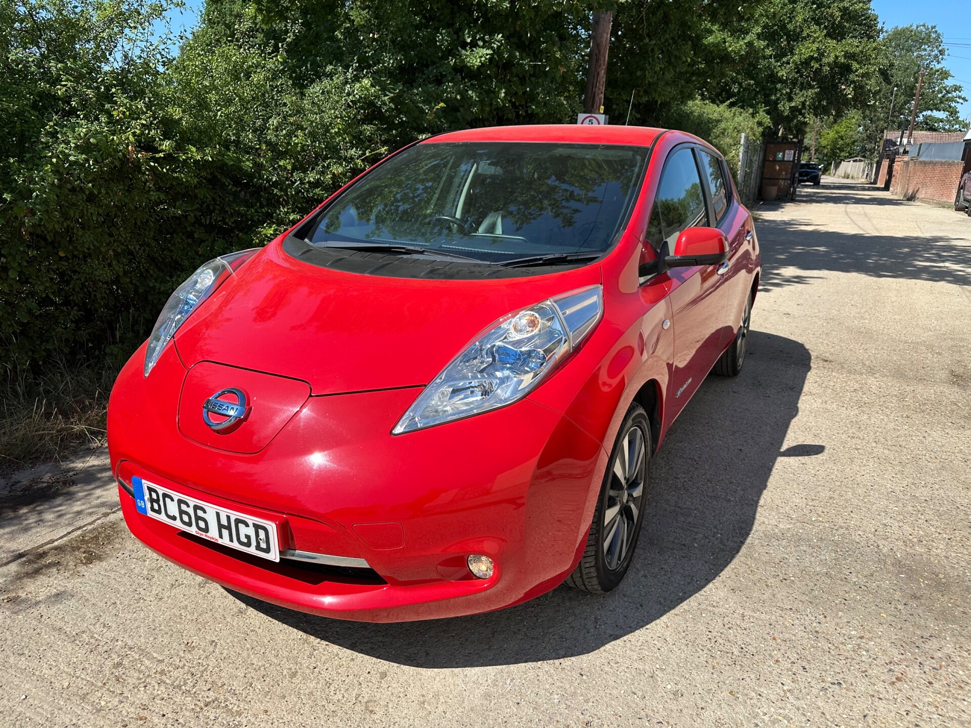 Nissan Leaf
