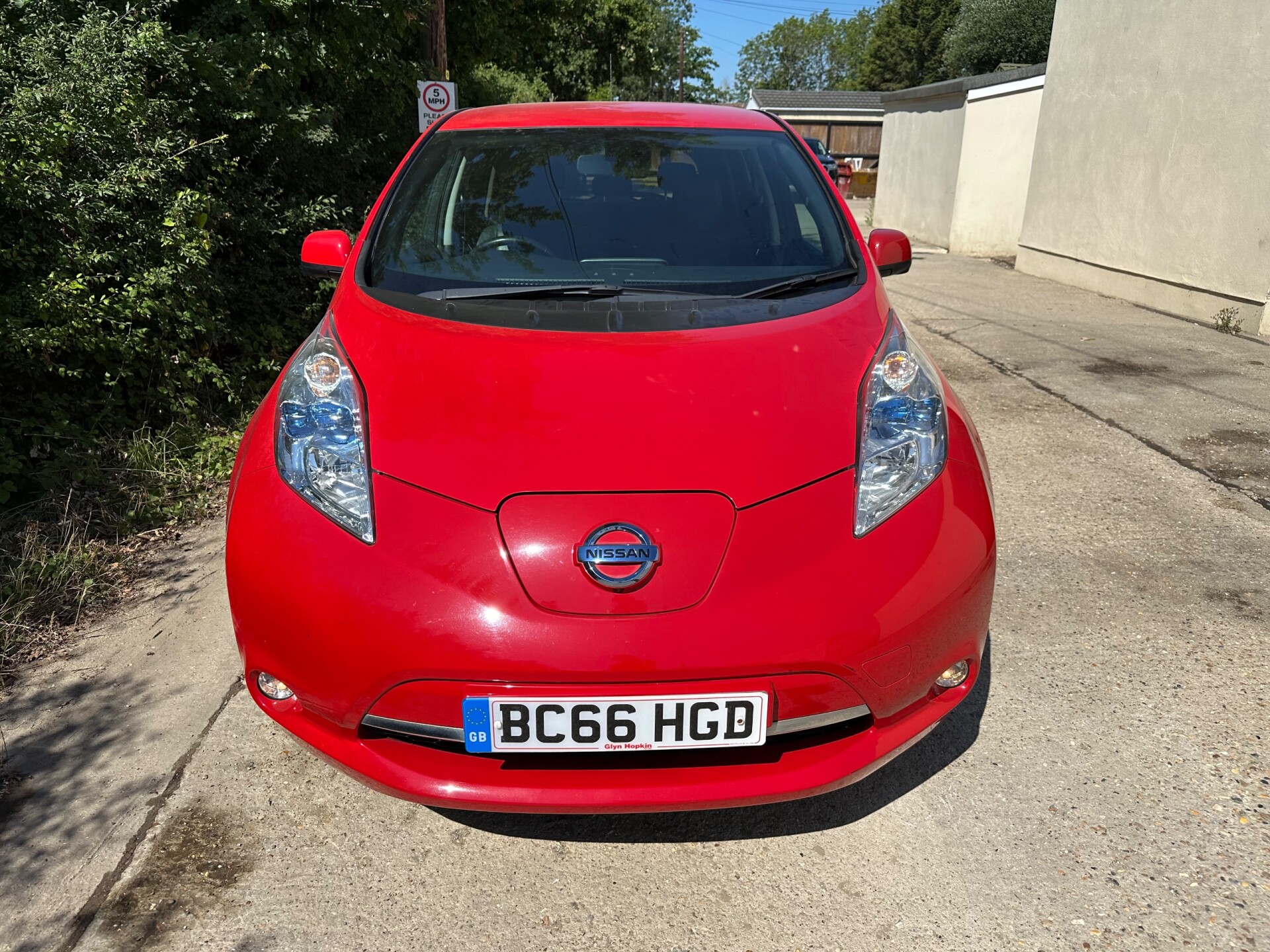 Nissan Leaf