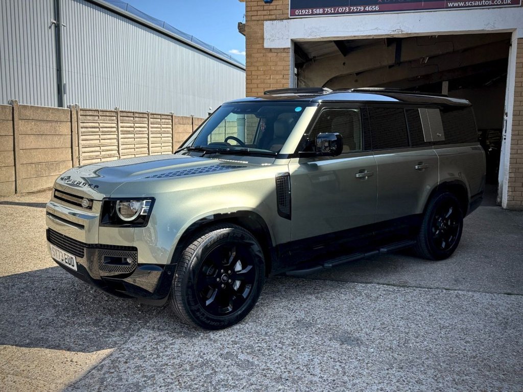 Land Rover Defender
