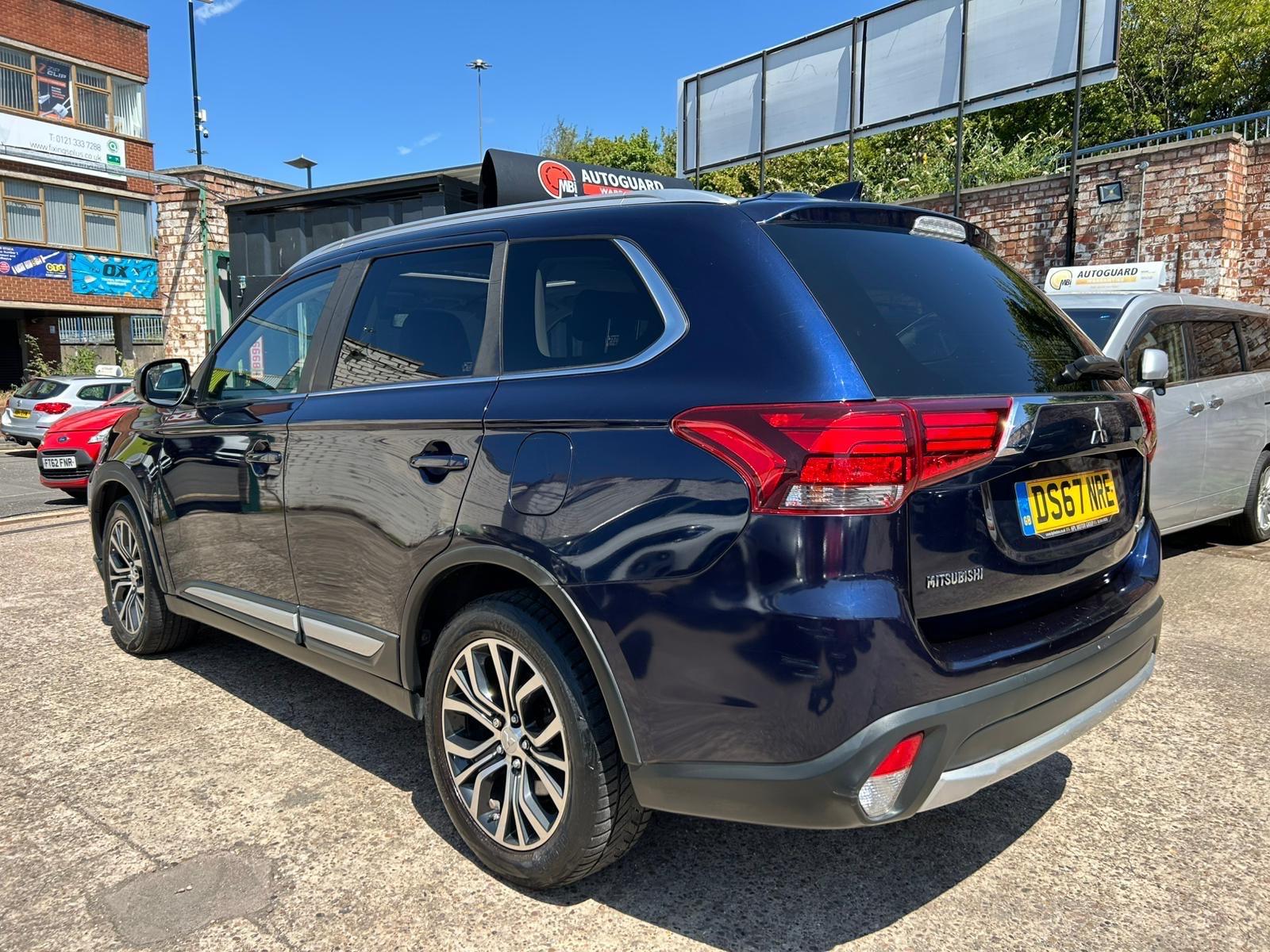 Mitsubishi Outlander