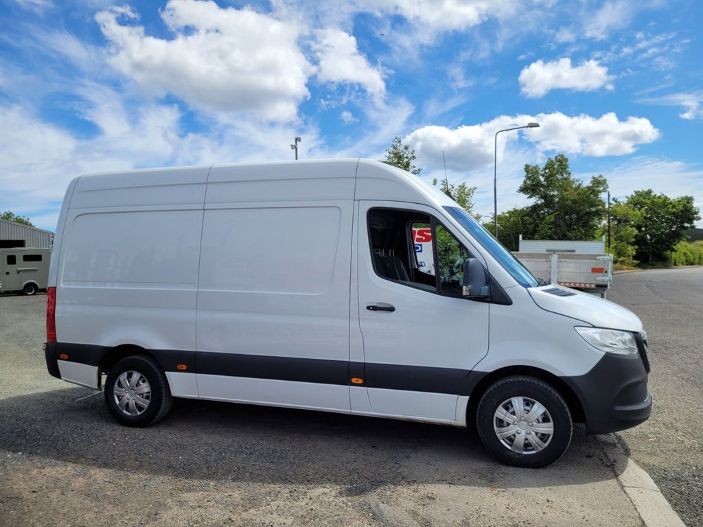 Mercedes Benz Sprinter