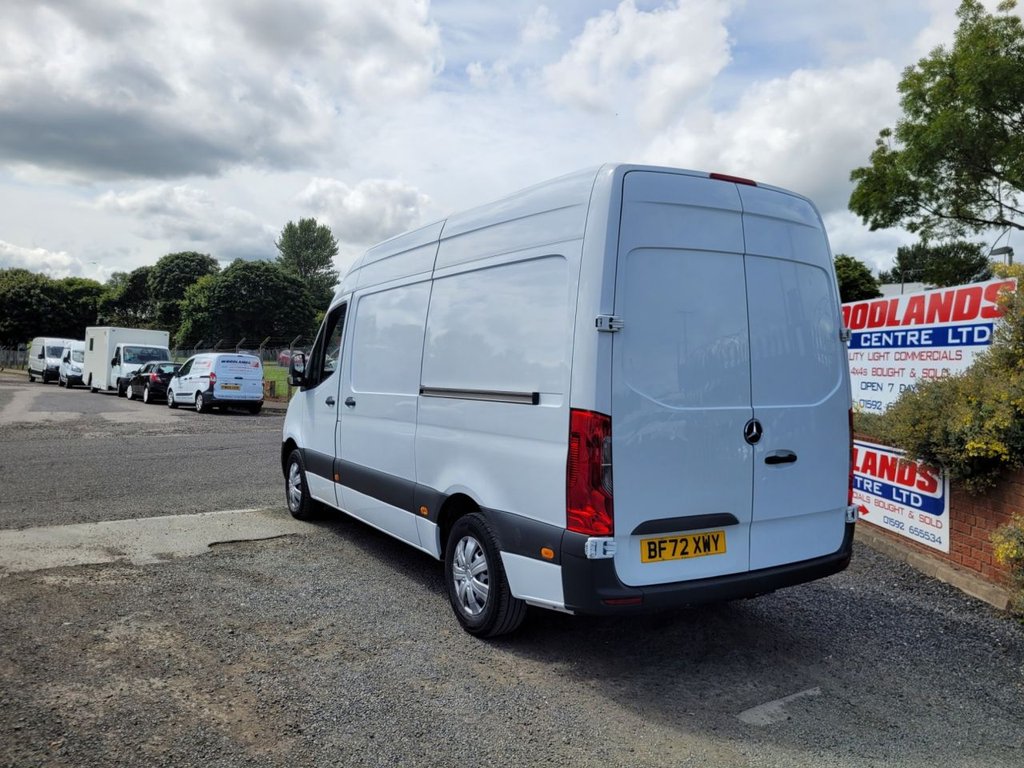 Mercedes Benz Sprinter