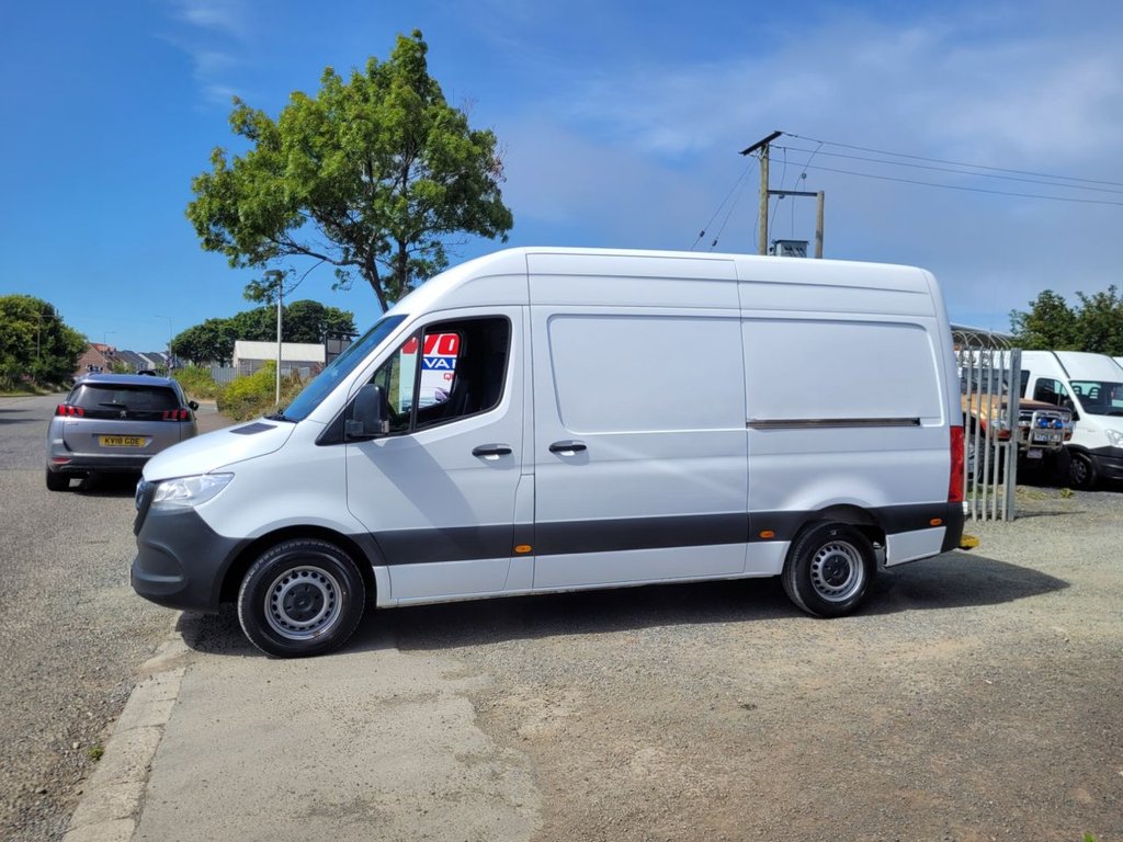 Mercedes Benz Sprinter