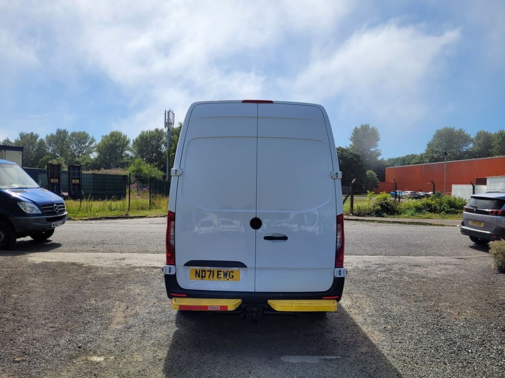 Mercedes Benz Sprinter