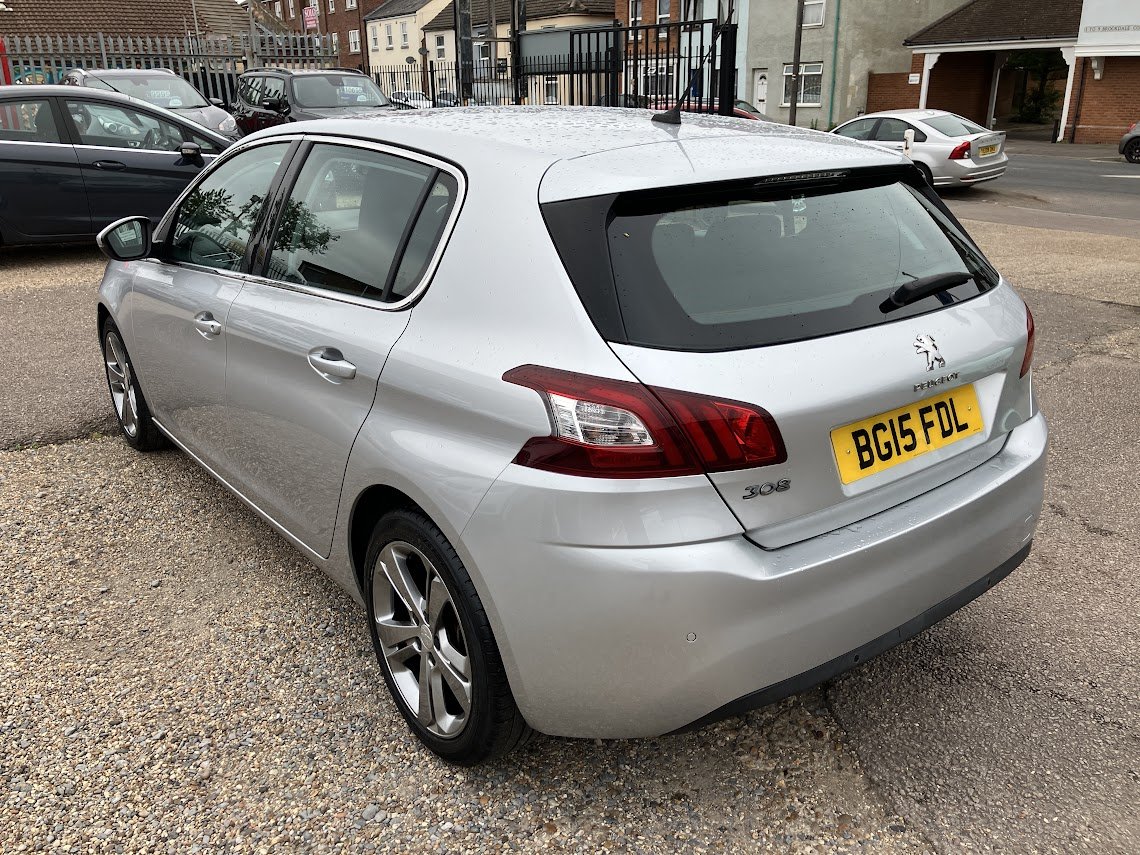 Peugeot 308