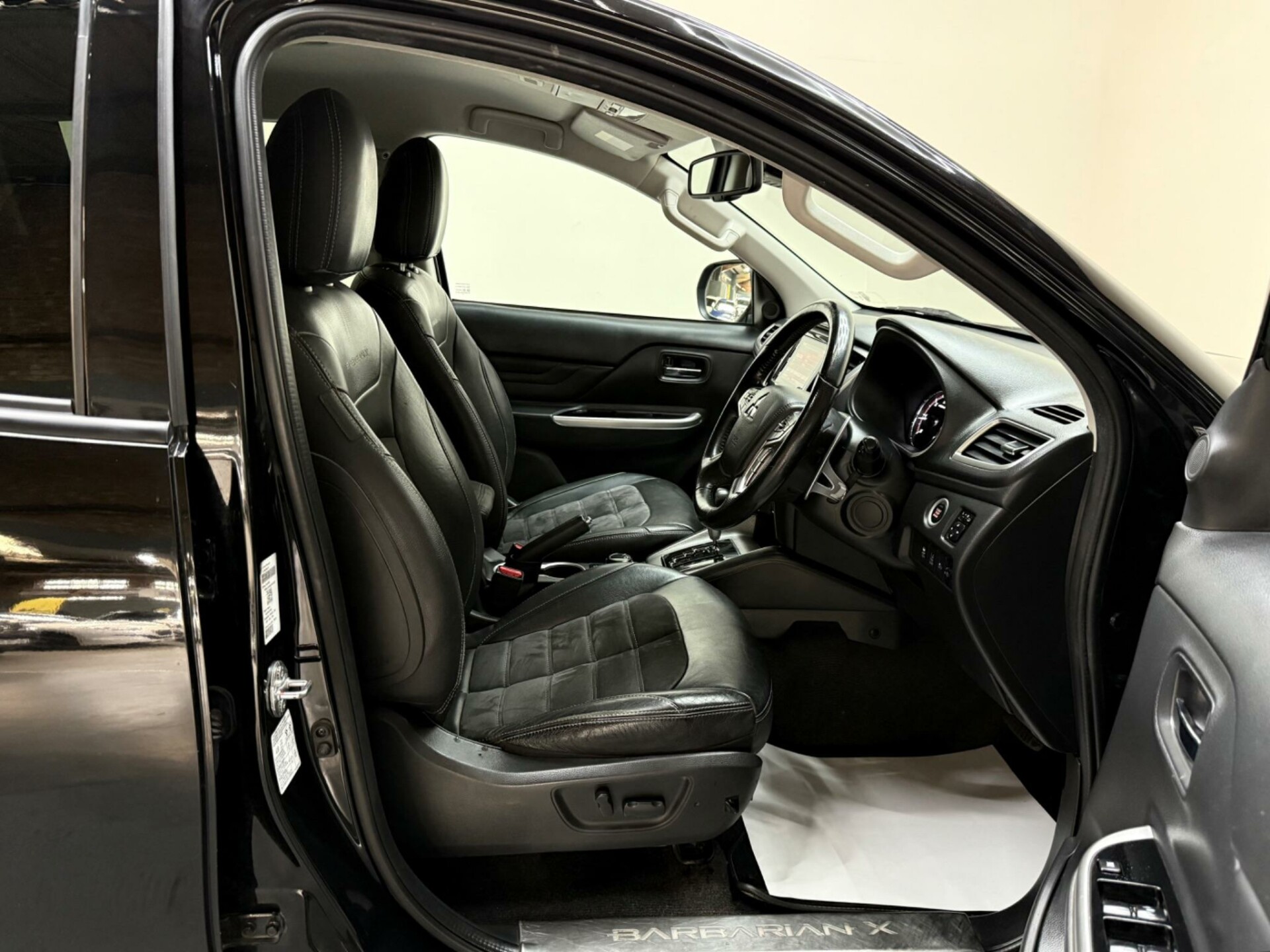 Mitsubishi L200