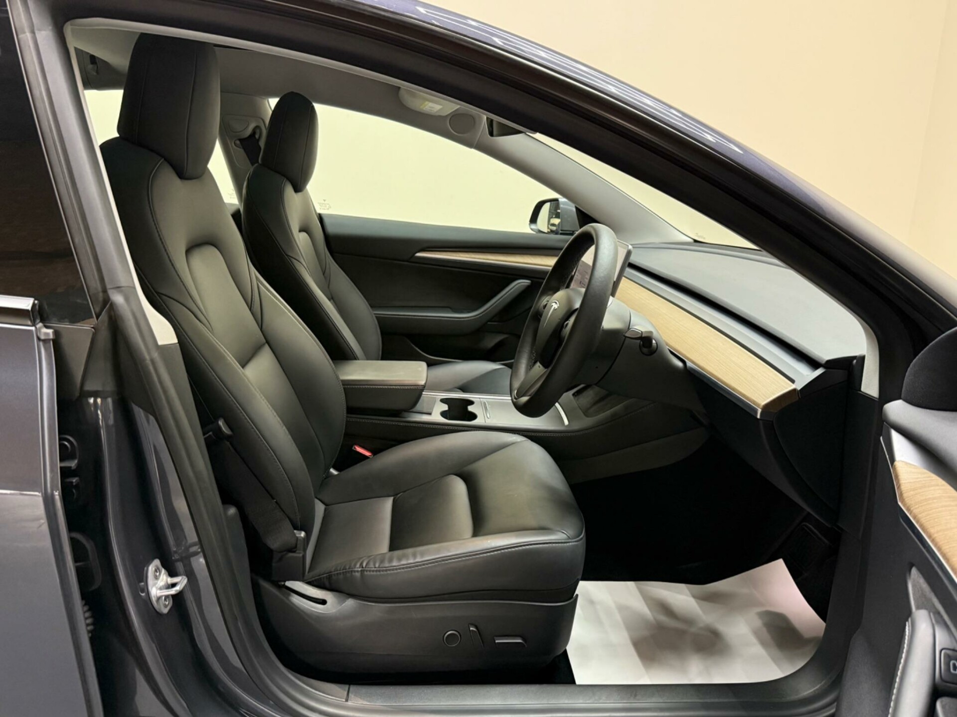Tesla Model-3