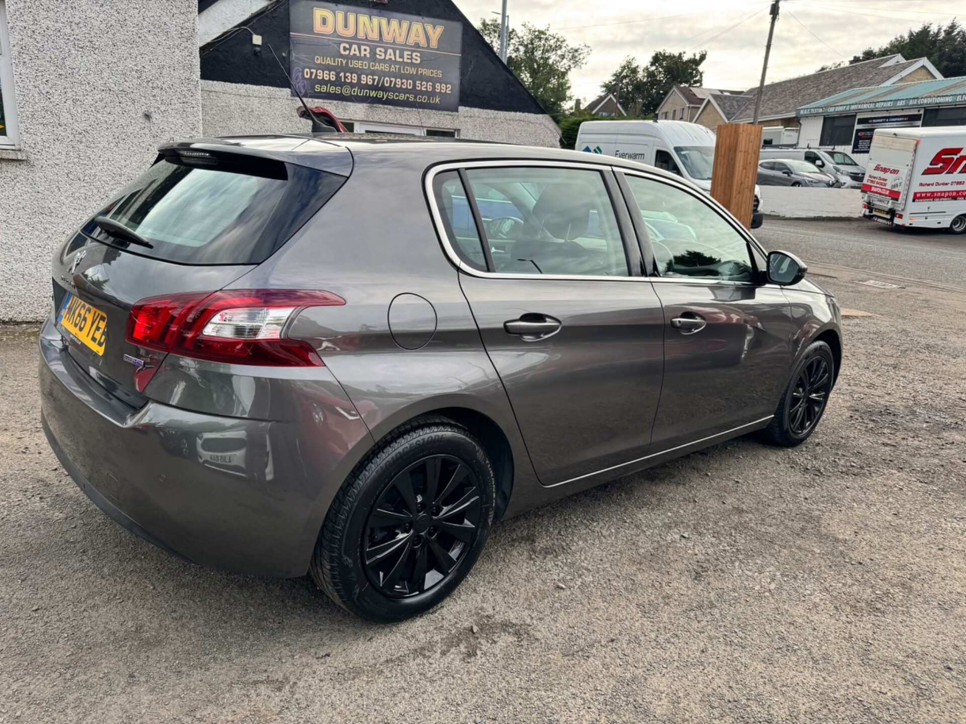 Peugeot 308