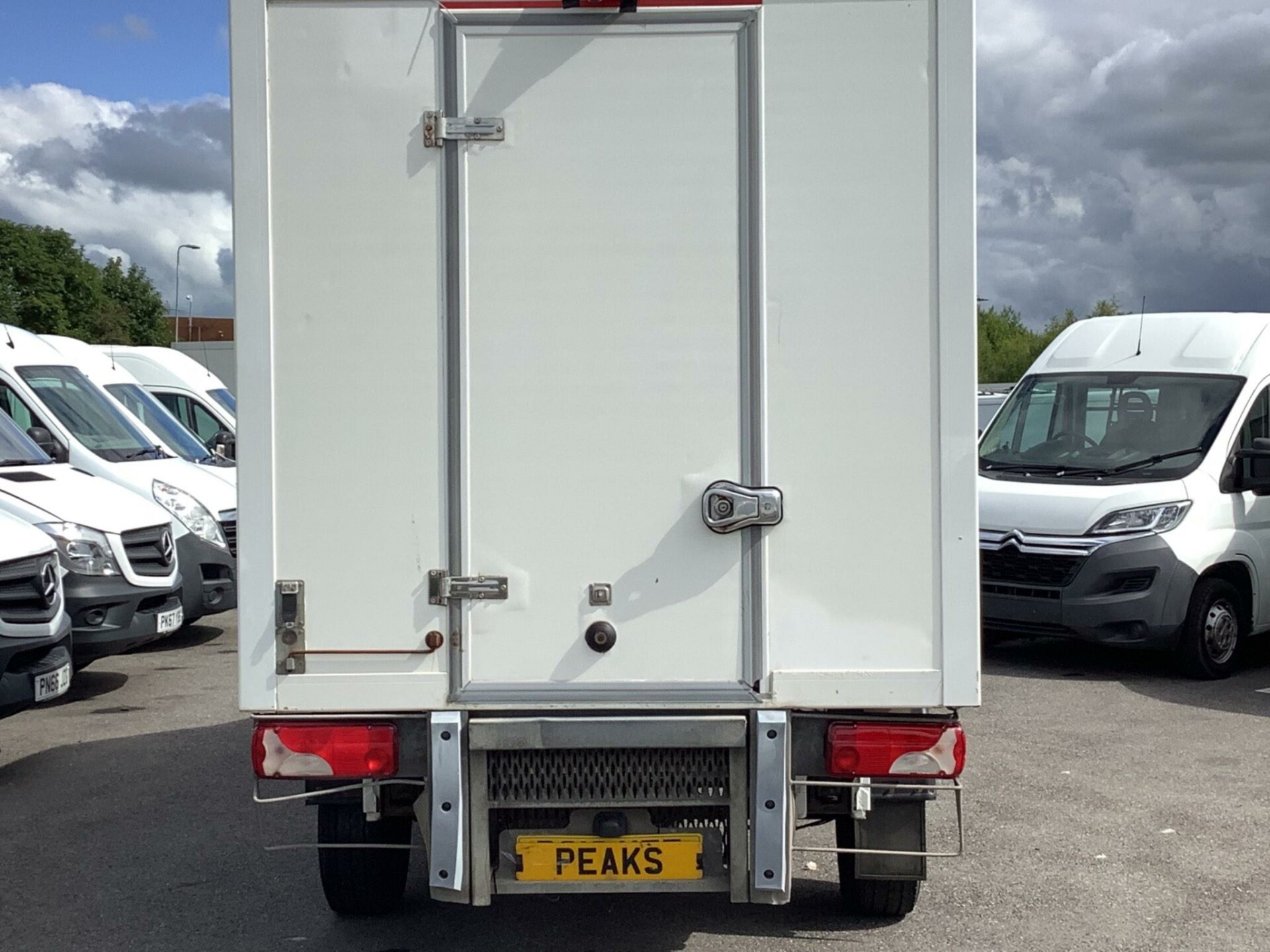 Mercedes Benz Sprinter