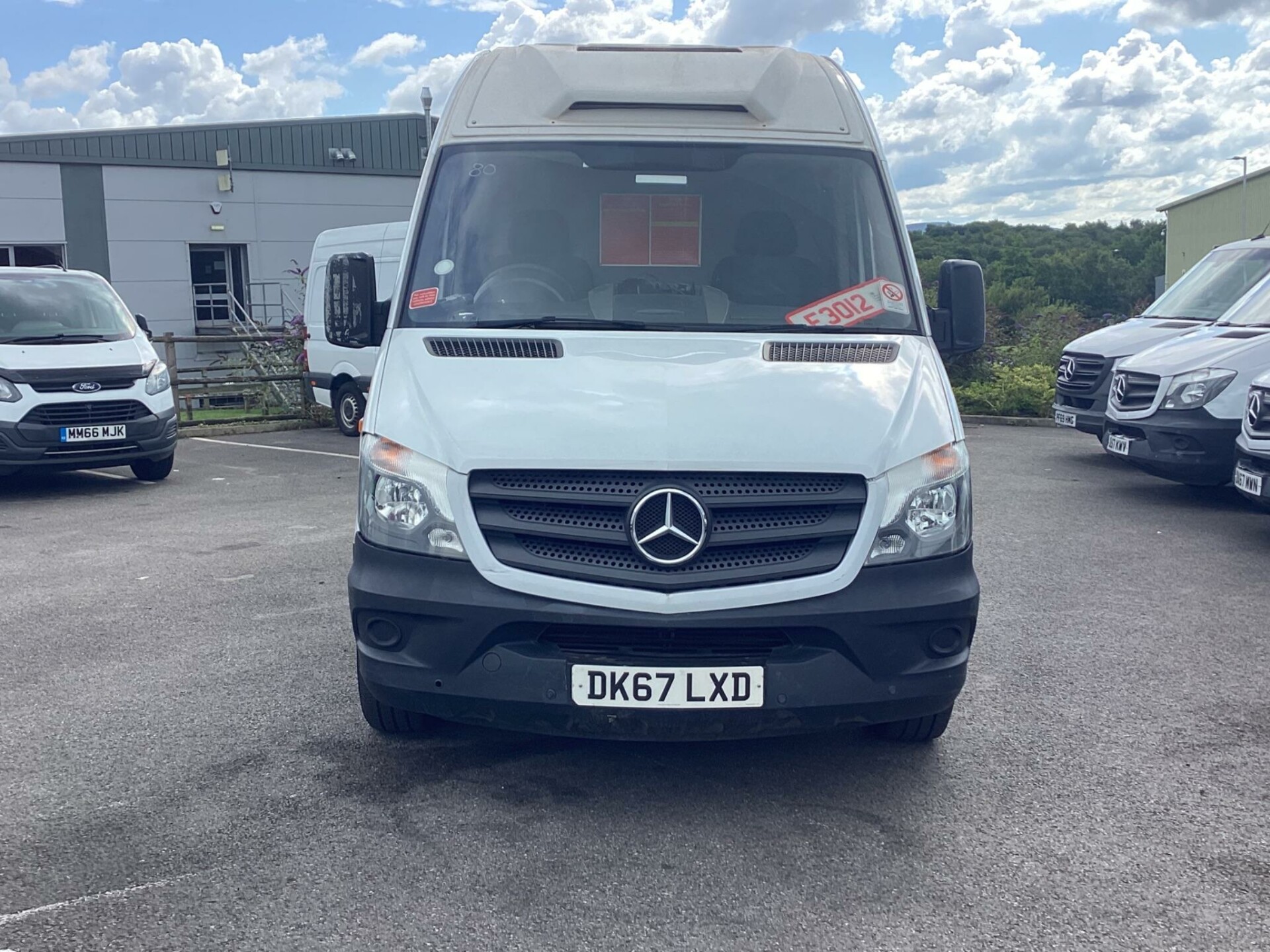 Mercedes Benz Sprinter