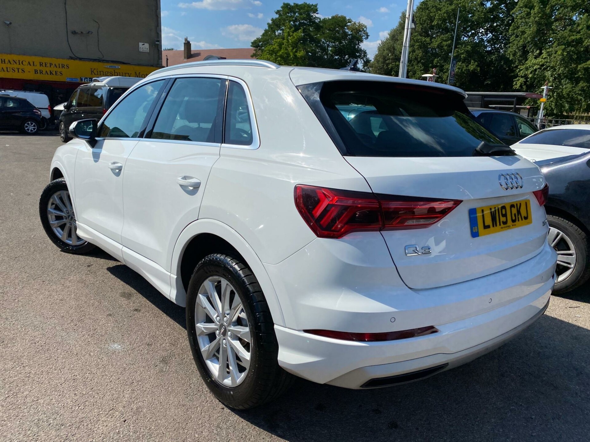 Audi Q3