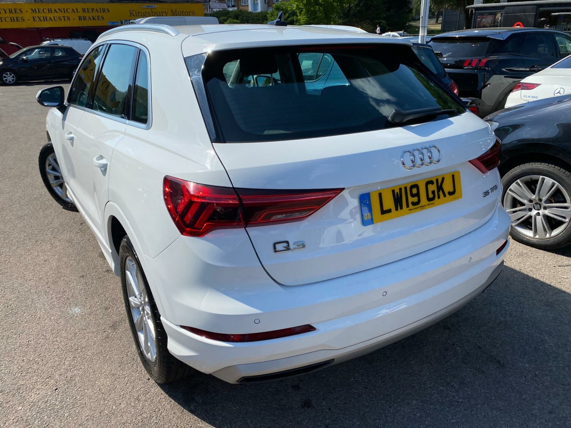 Audi Q3