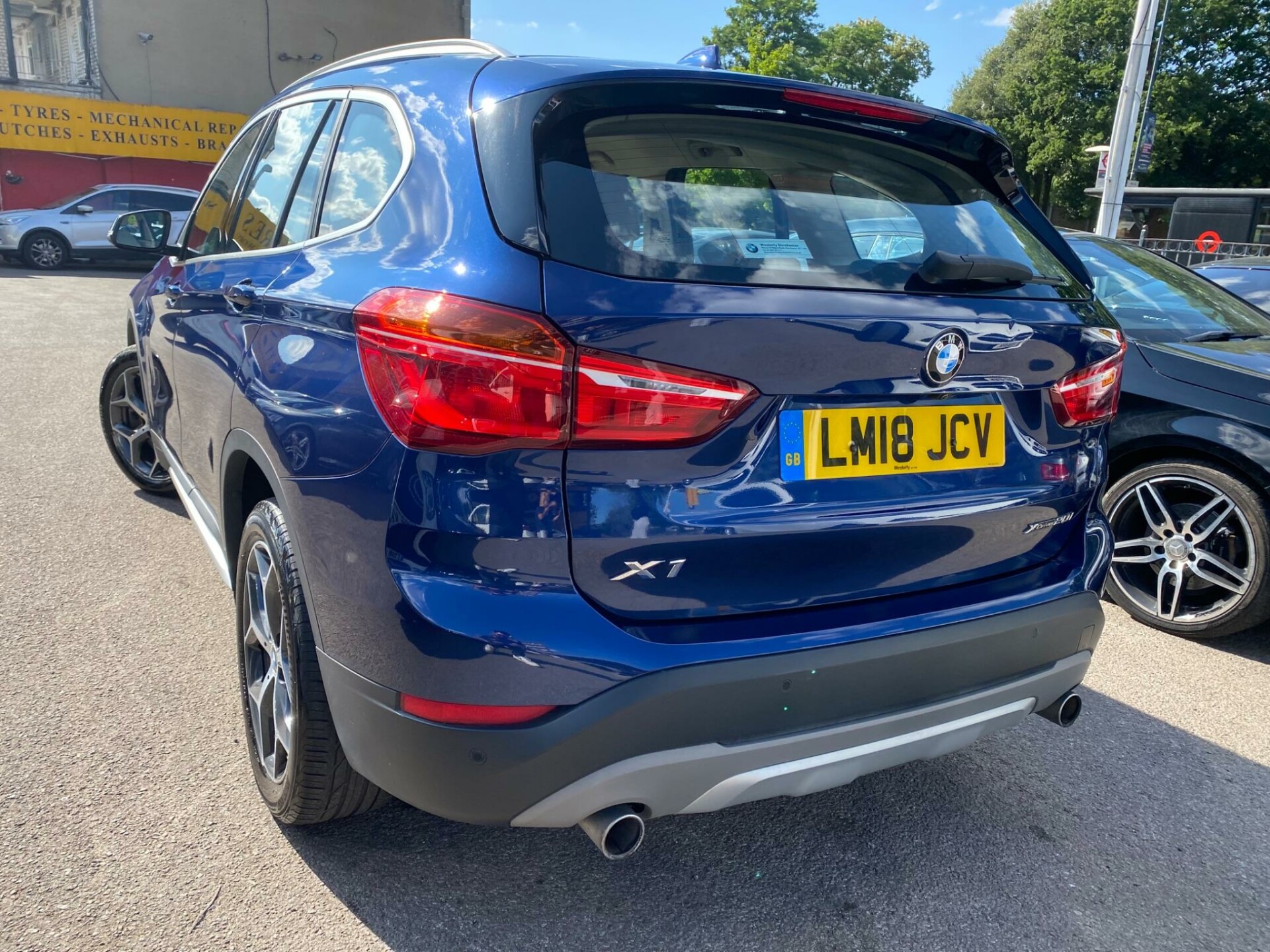 BMW X1