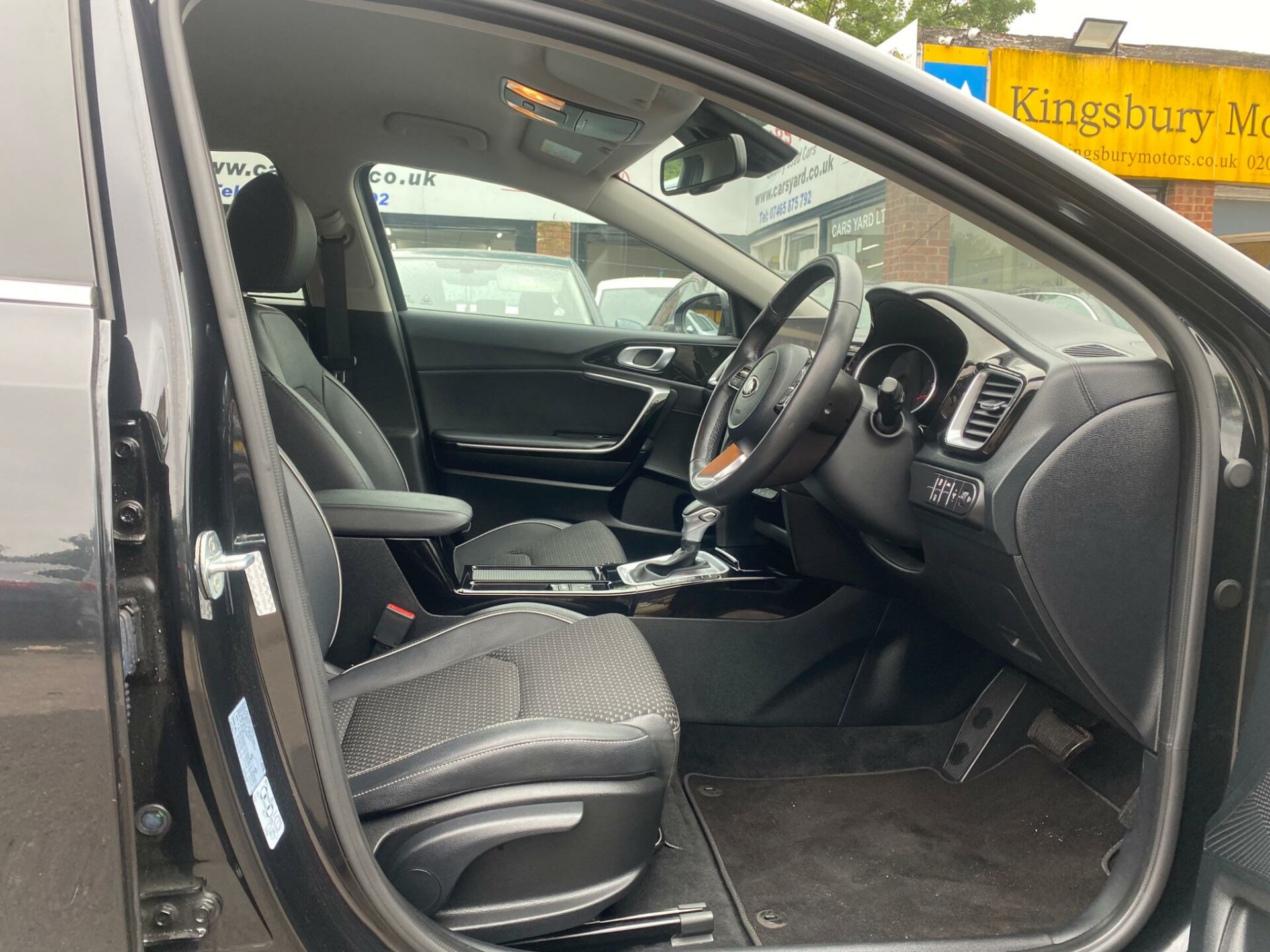 Kia XCEE'D