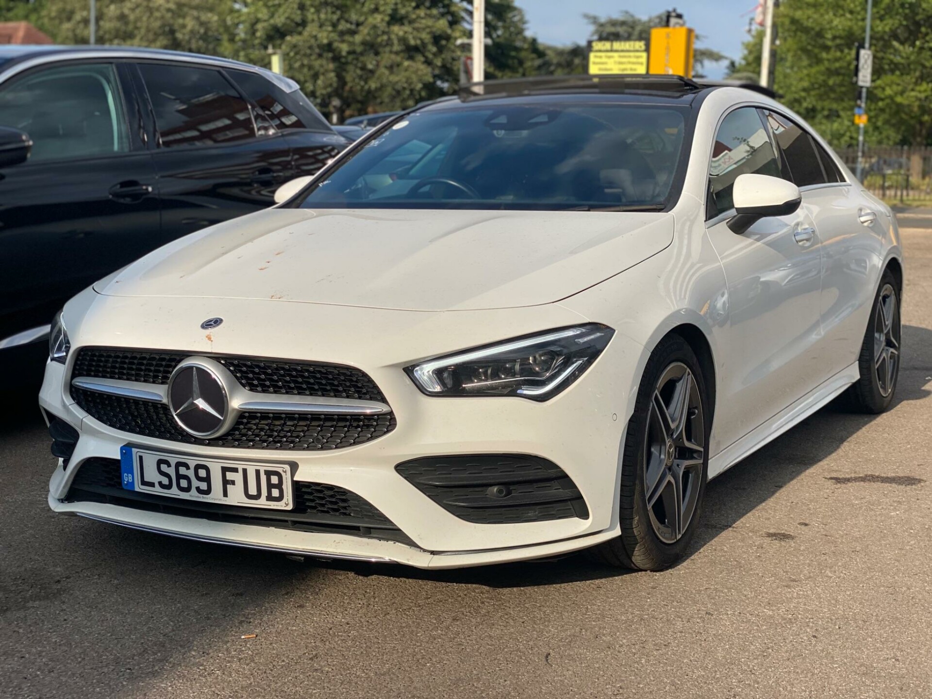 Mercedes Benz CLA