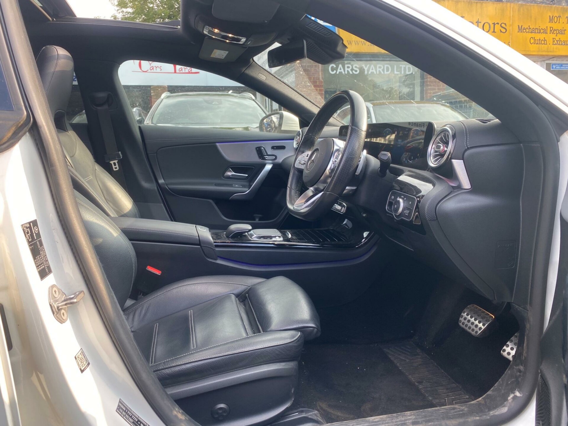 Mercedes Benz CLA