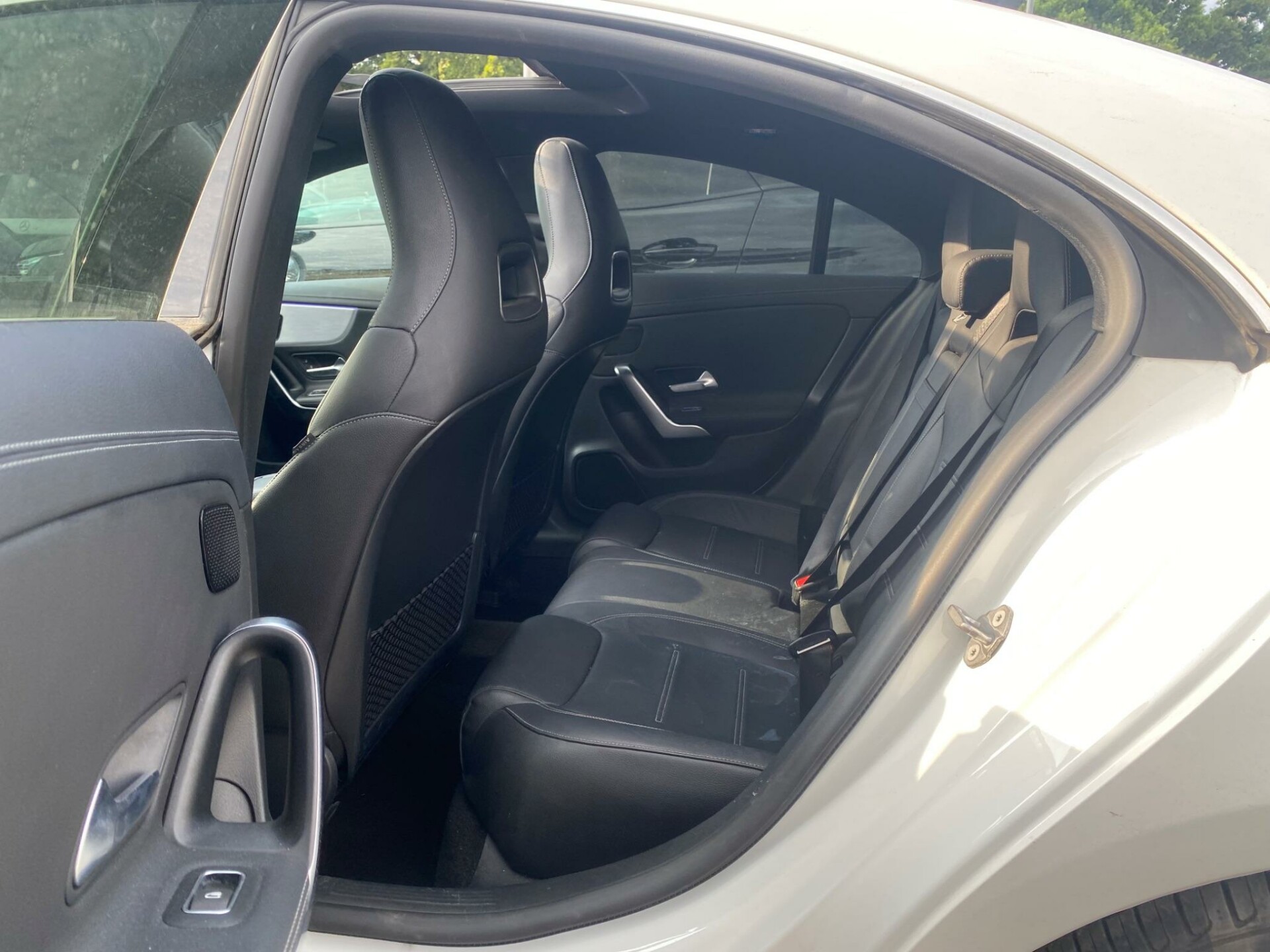 Mercedes Benz CLA