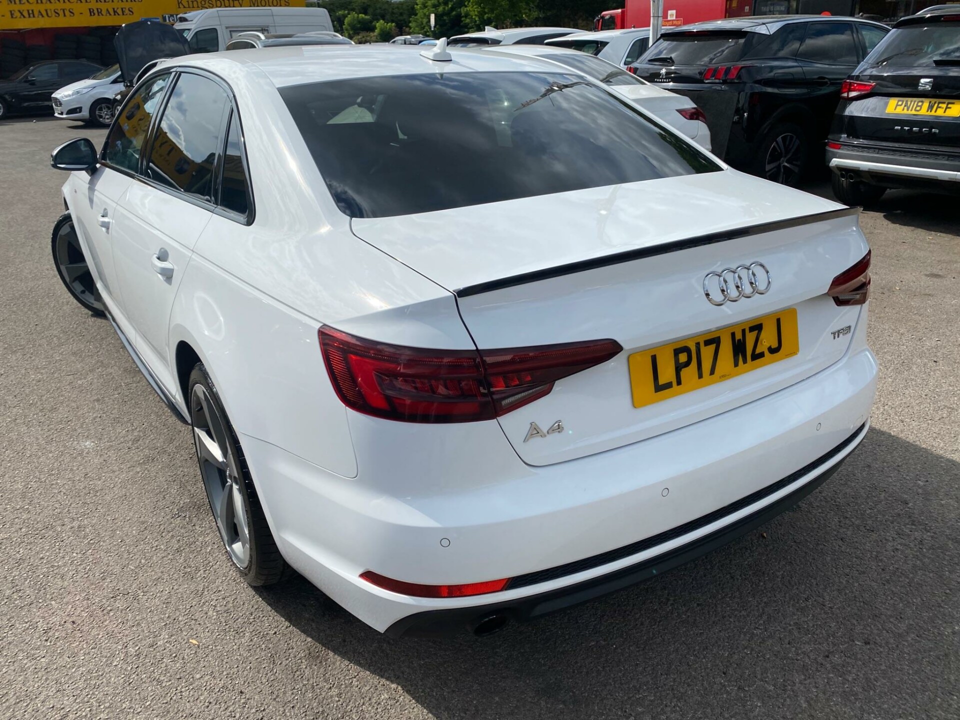 Audi A4