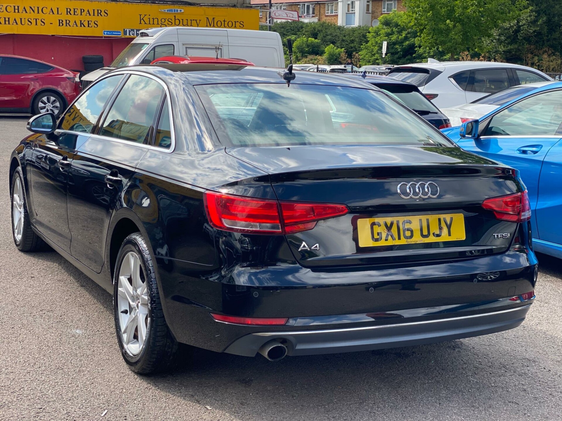 Audi A4