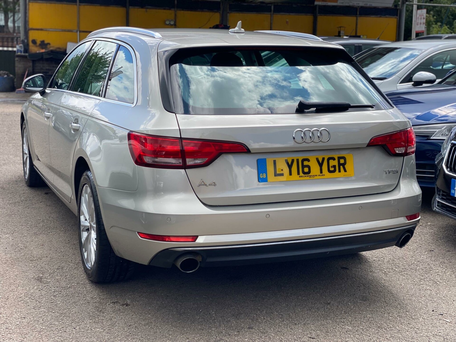 Audi A4