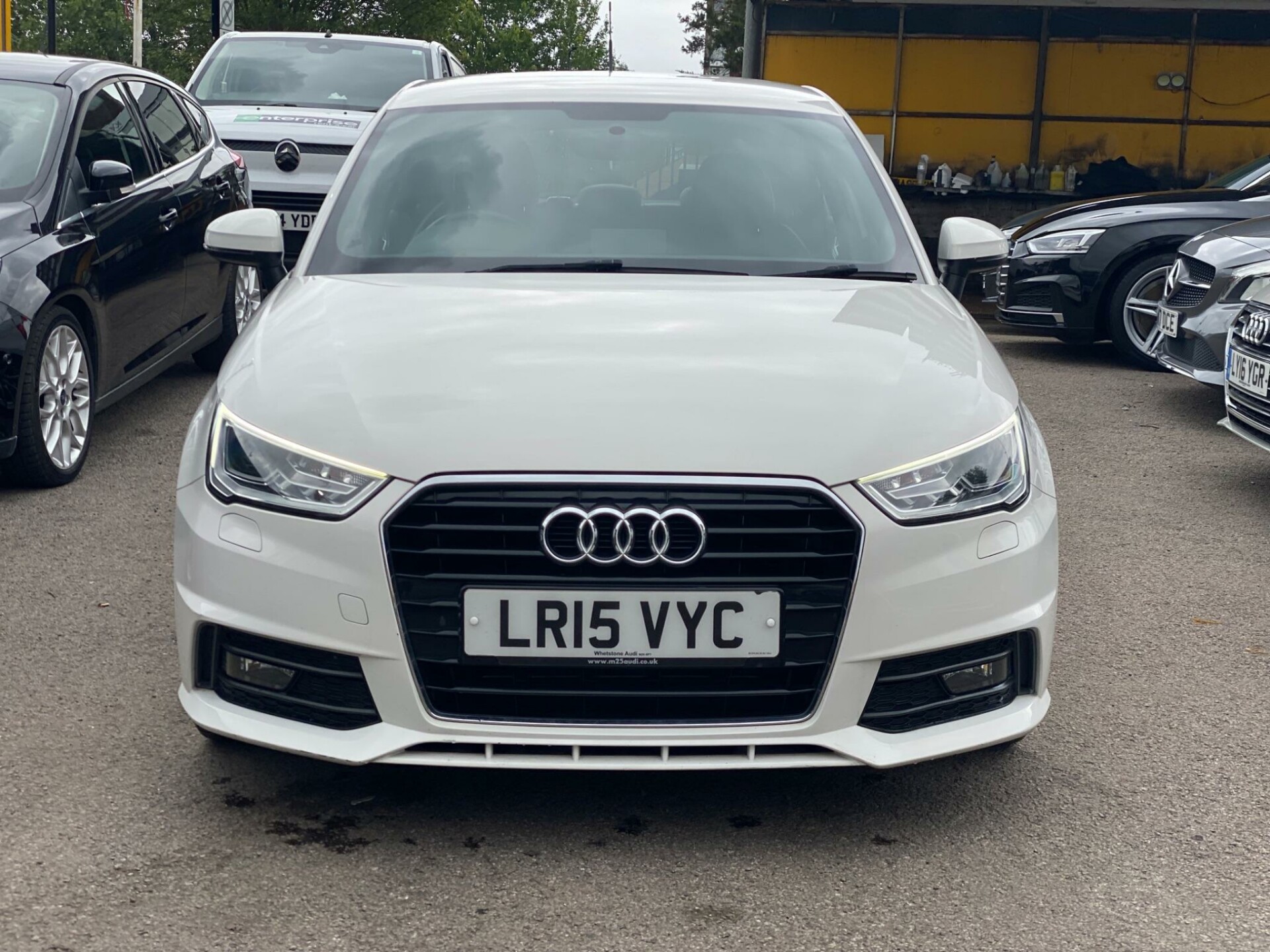 Audi A1