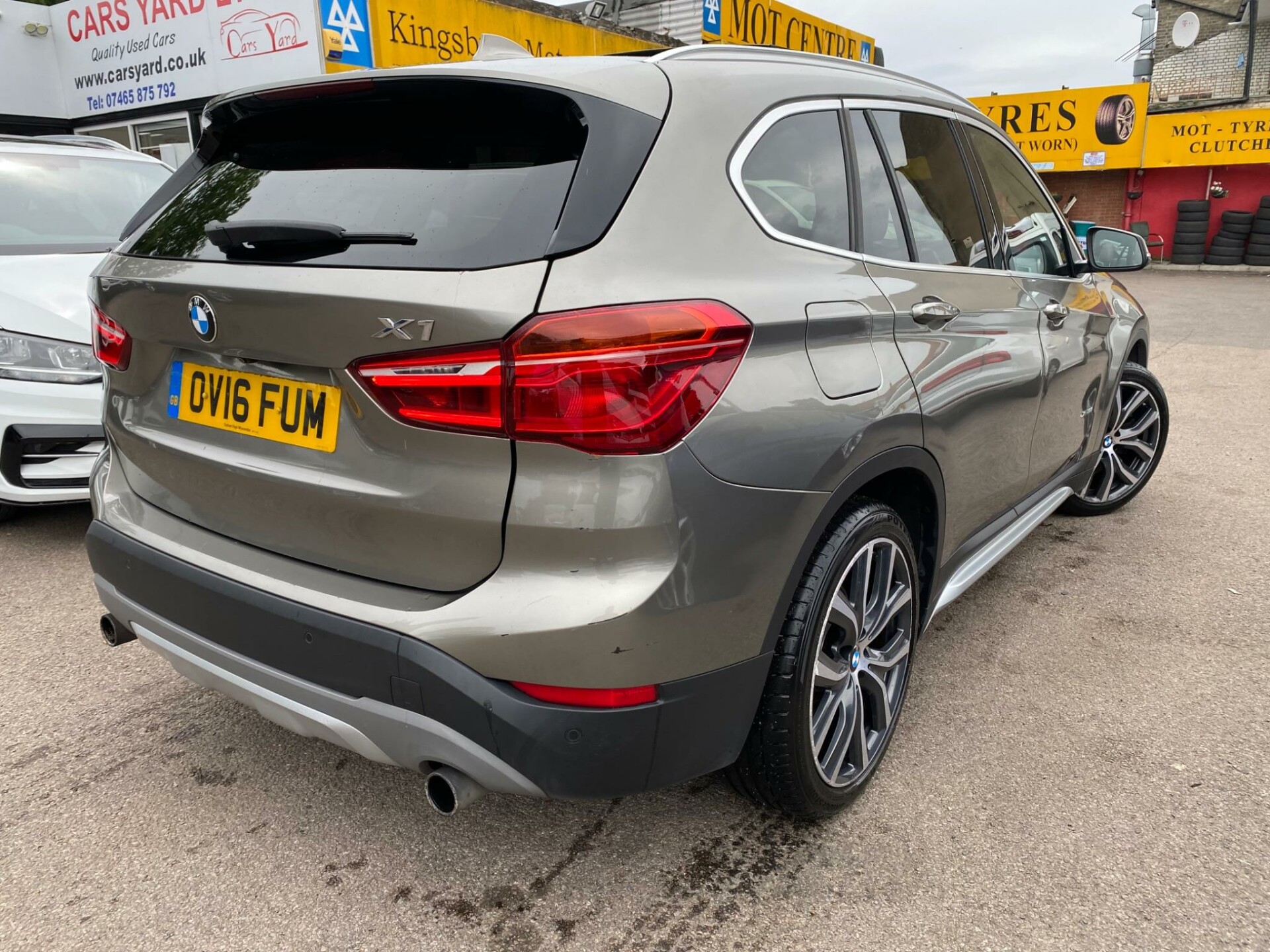 BMW X1