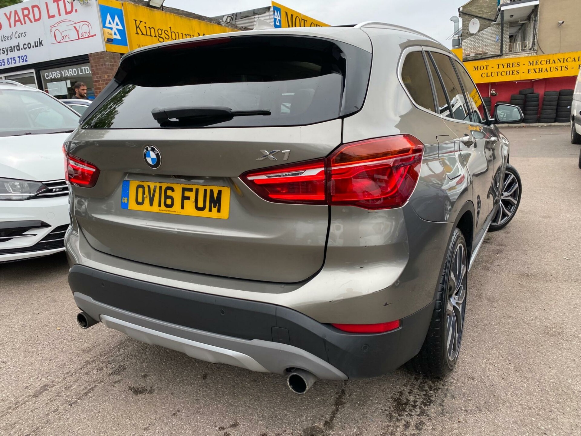 BMW X1