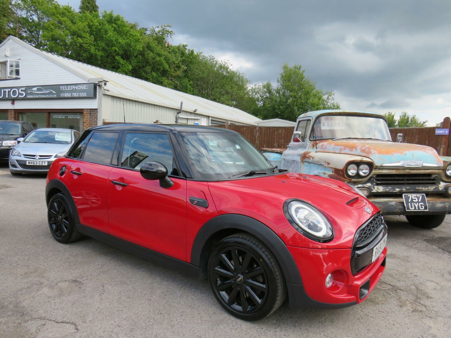 MINI Hatch