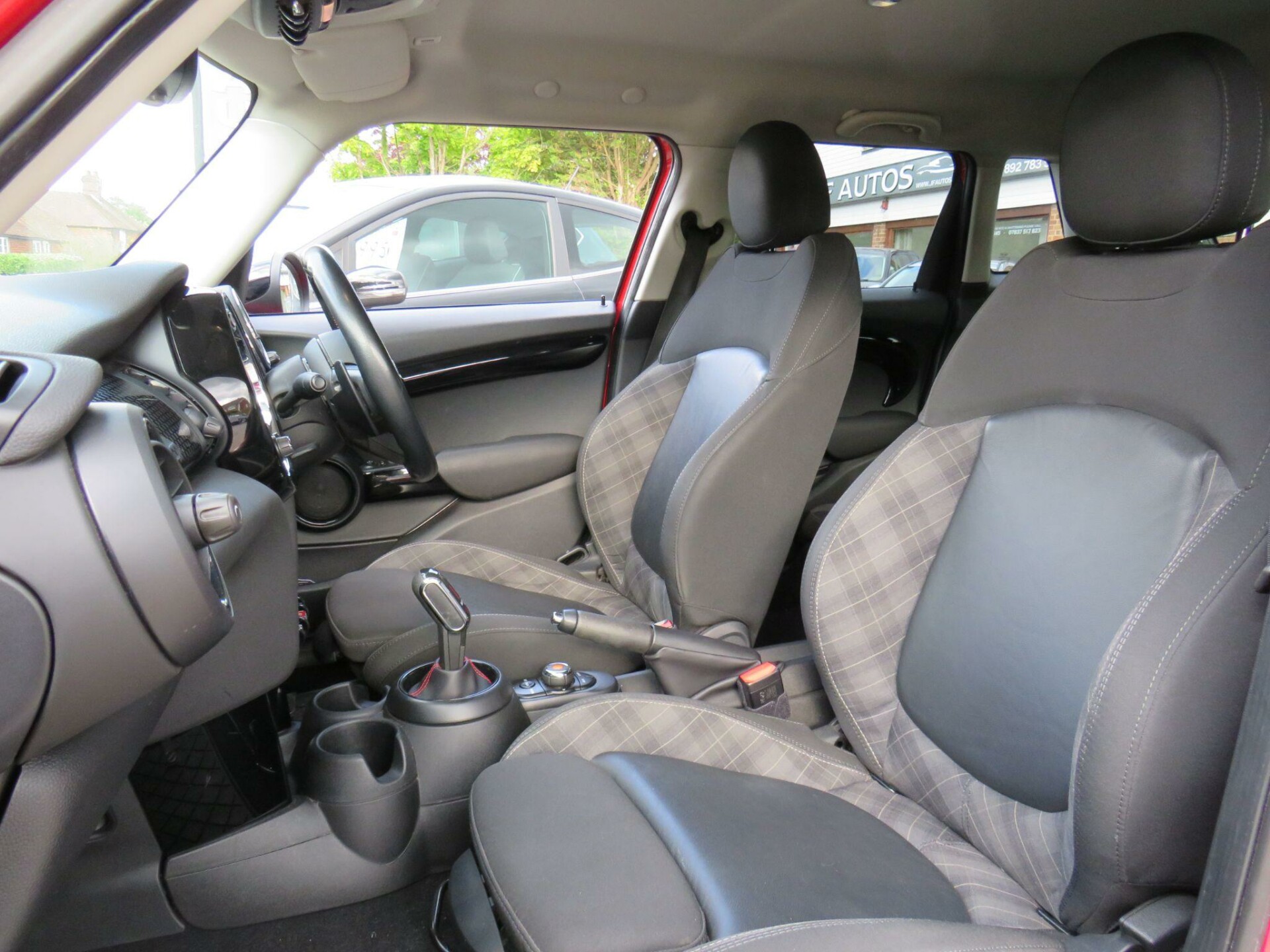 MINI Hatch
