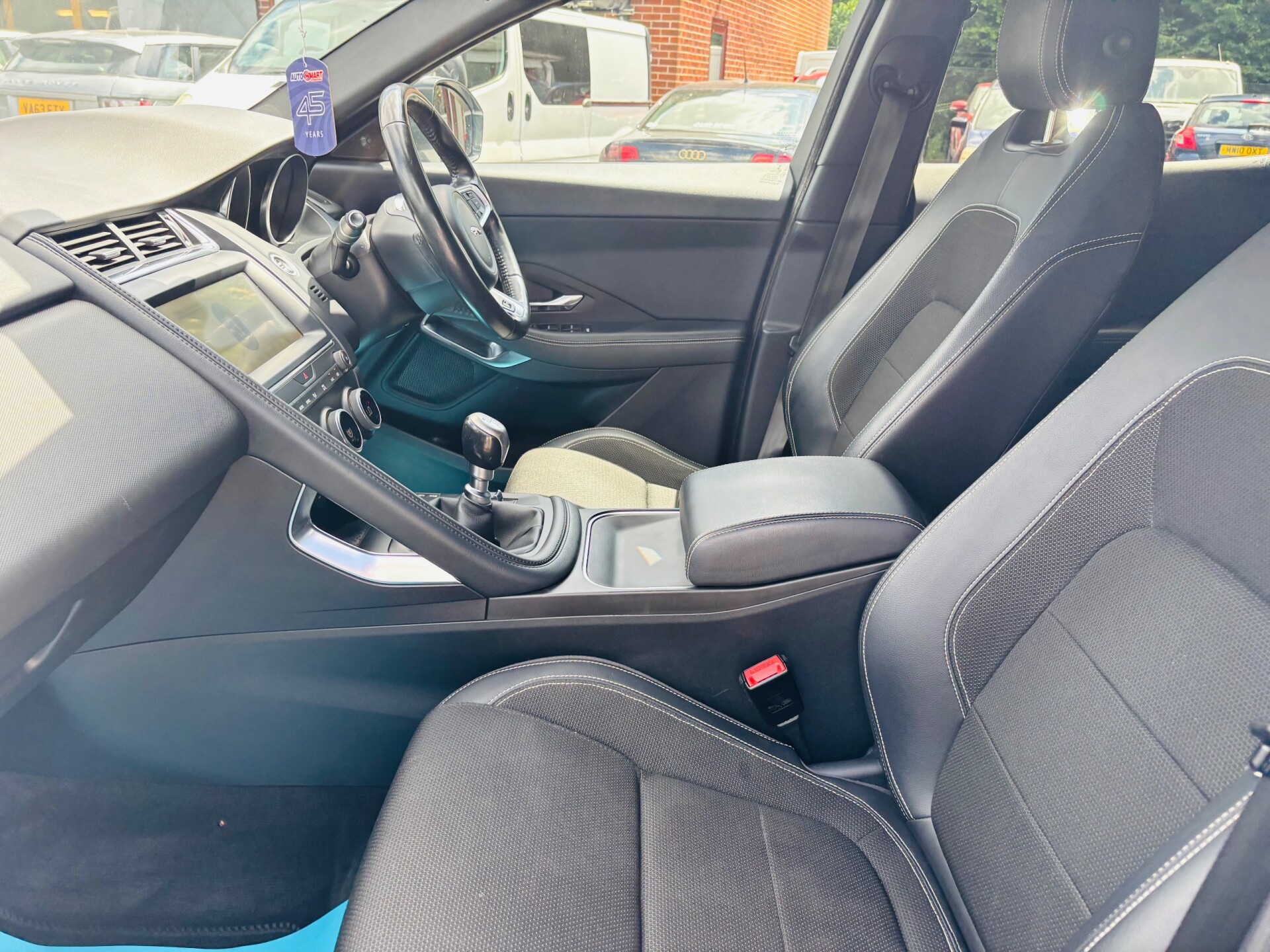 Jaguar E Pace