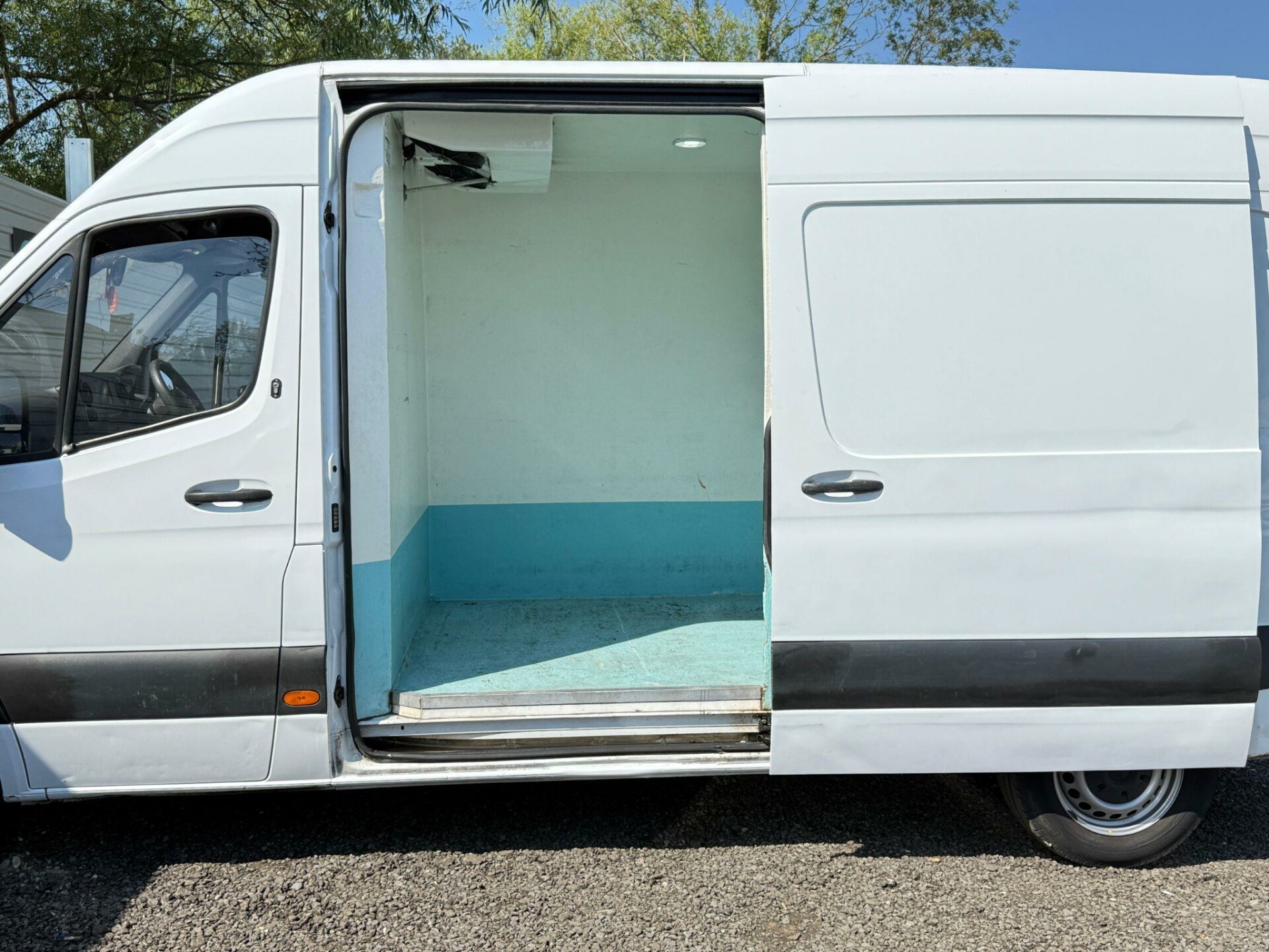 Mercedes Benz Sprinter