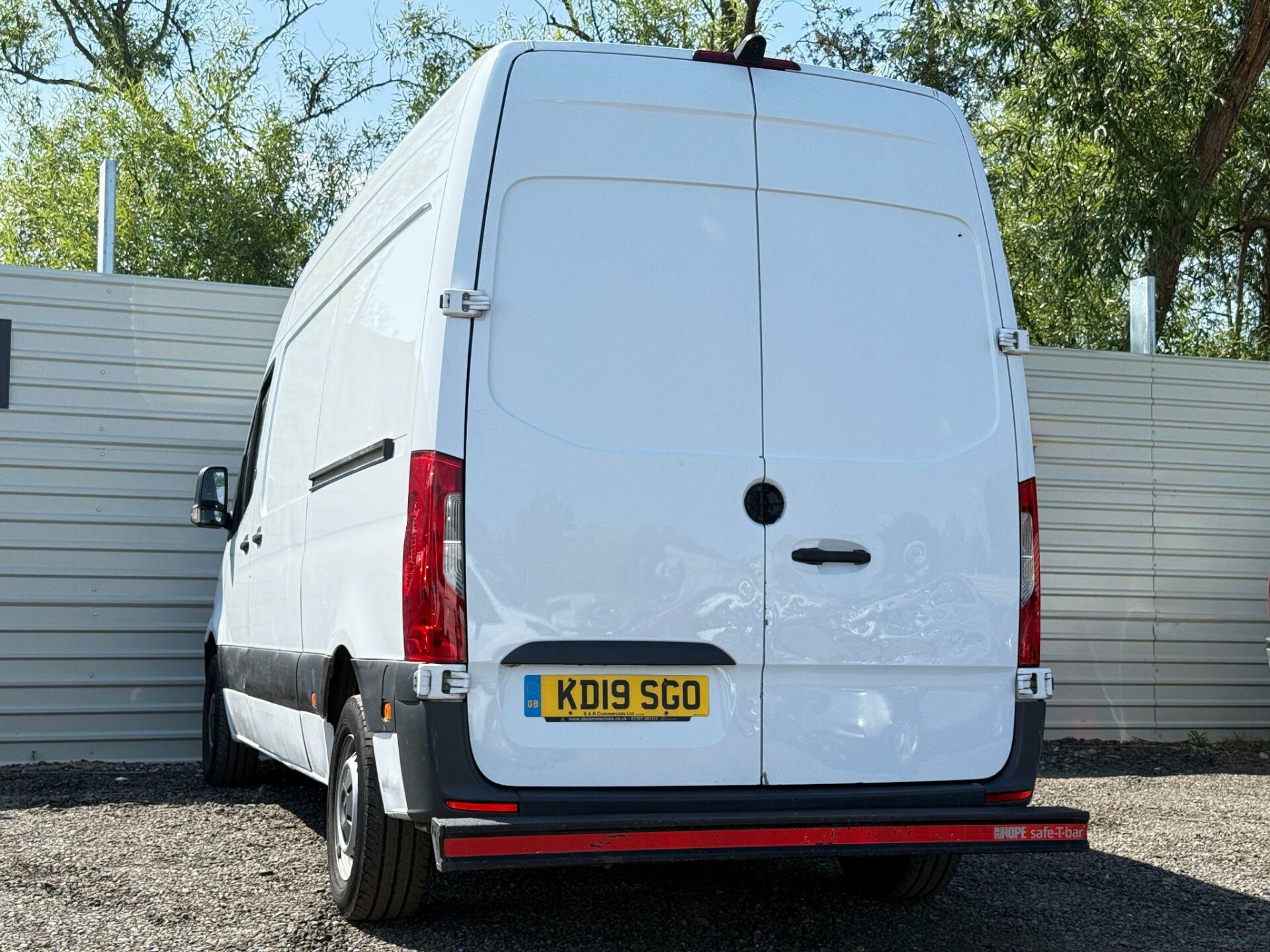 Mercedes Benz Sprinter