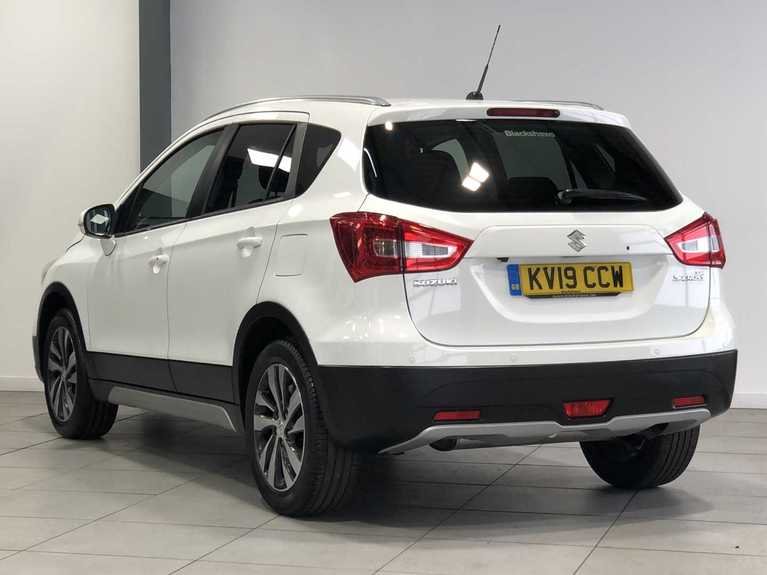 Suzuki S-Cross