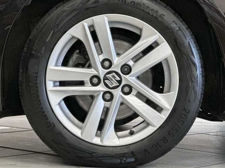 Suzuki Swace