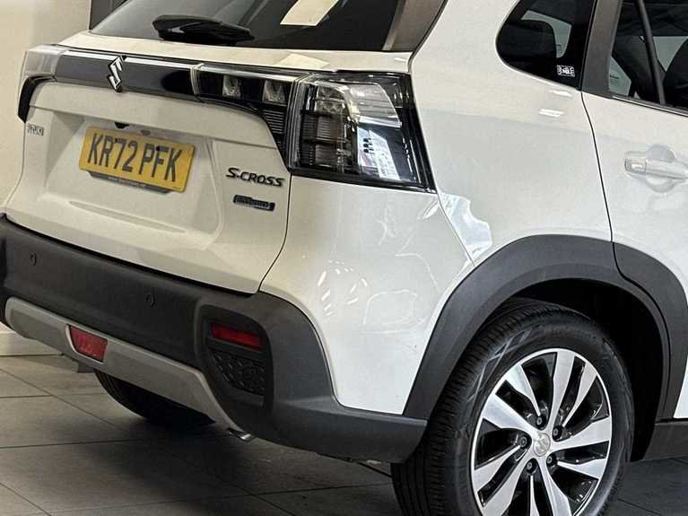 Suzuki S-Cross