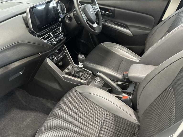 Suzuki S-Cross