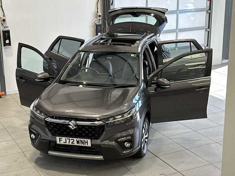 Suzuki S-Cross