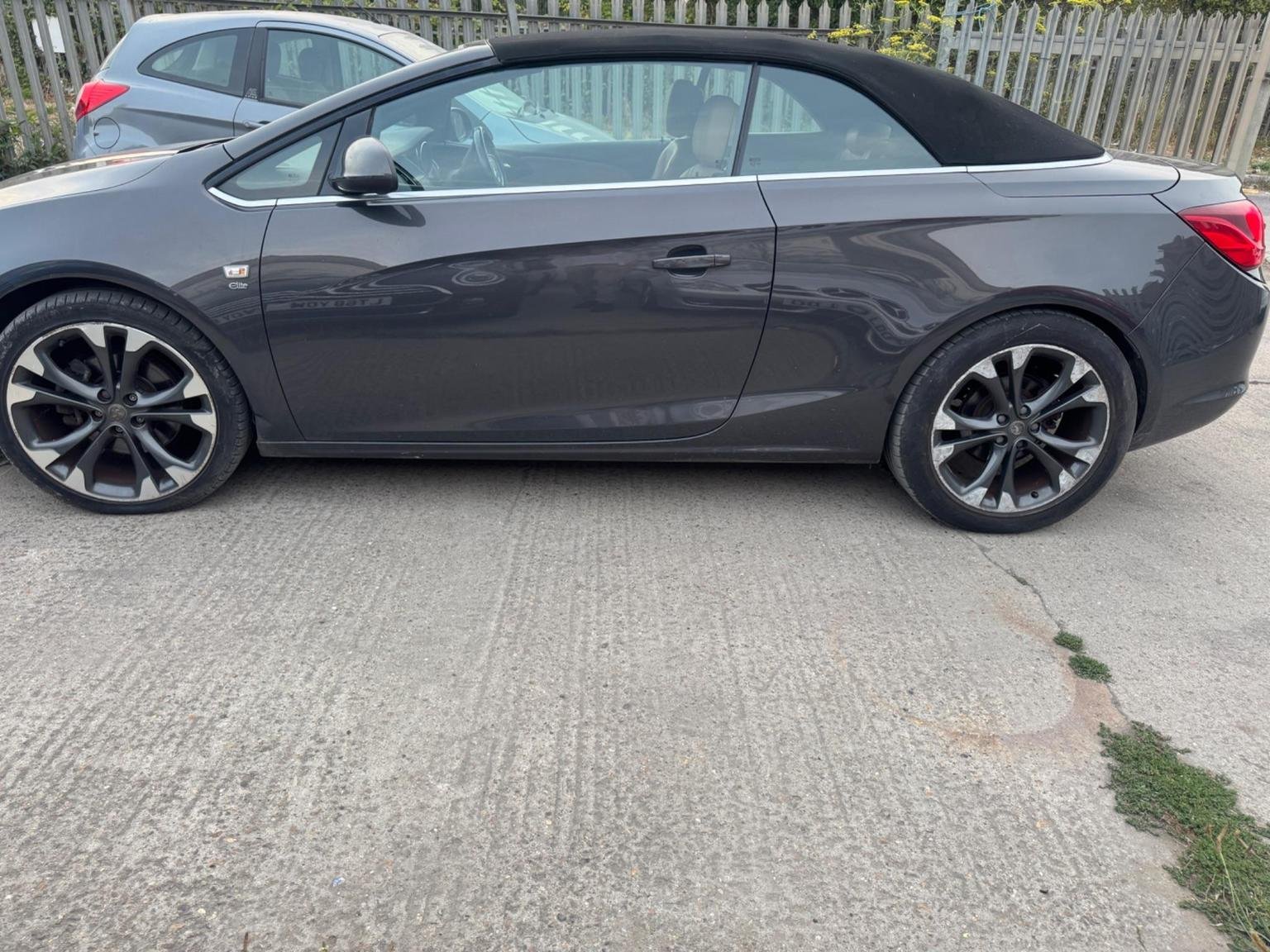Vauxhall Cascada