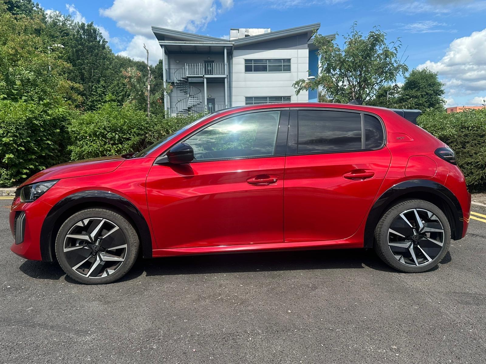 Peugeot 208
