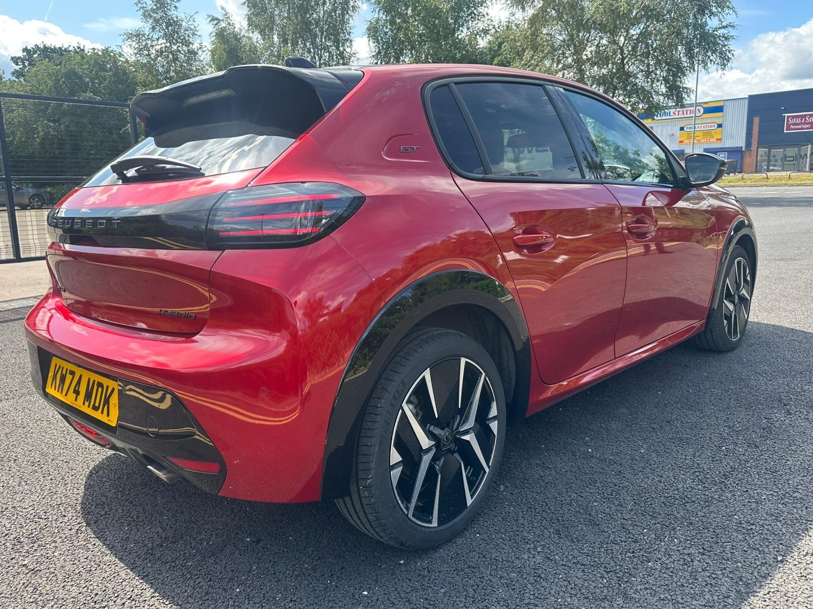Peugeot 208