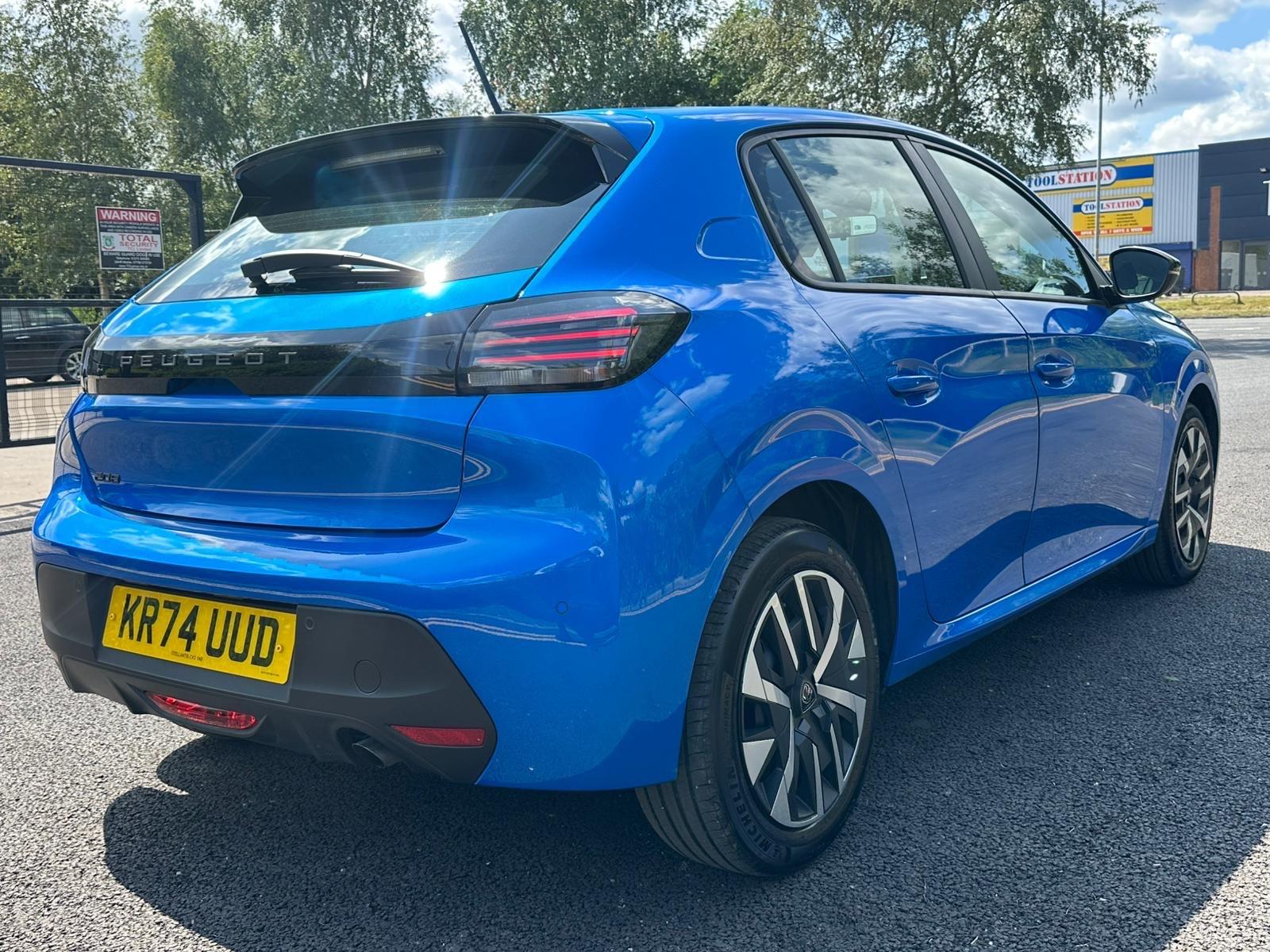 Peugeot 208