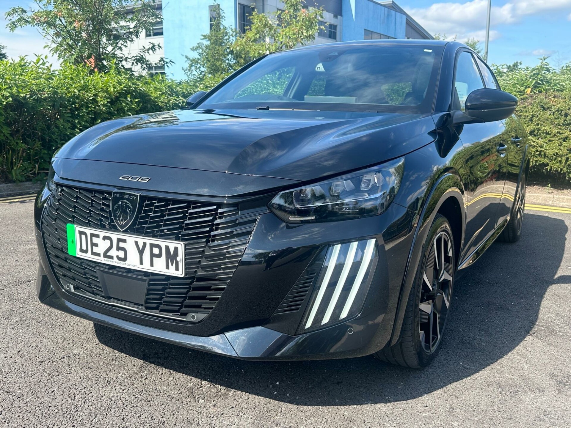 Peugeot 208