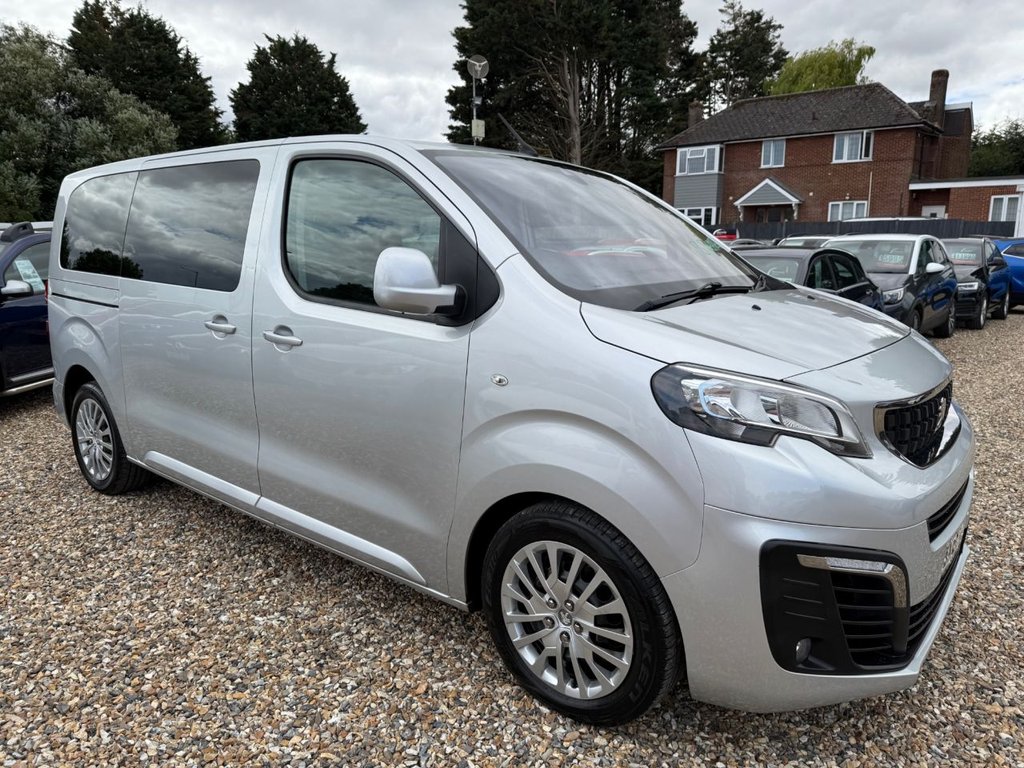 Peugeot Traveller