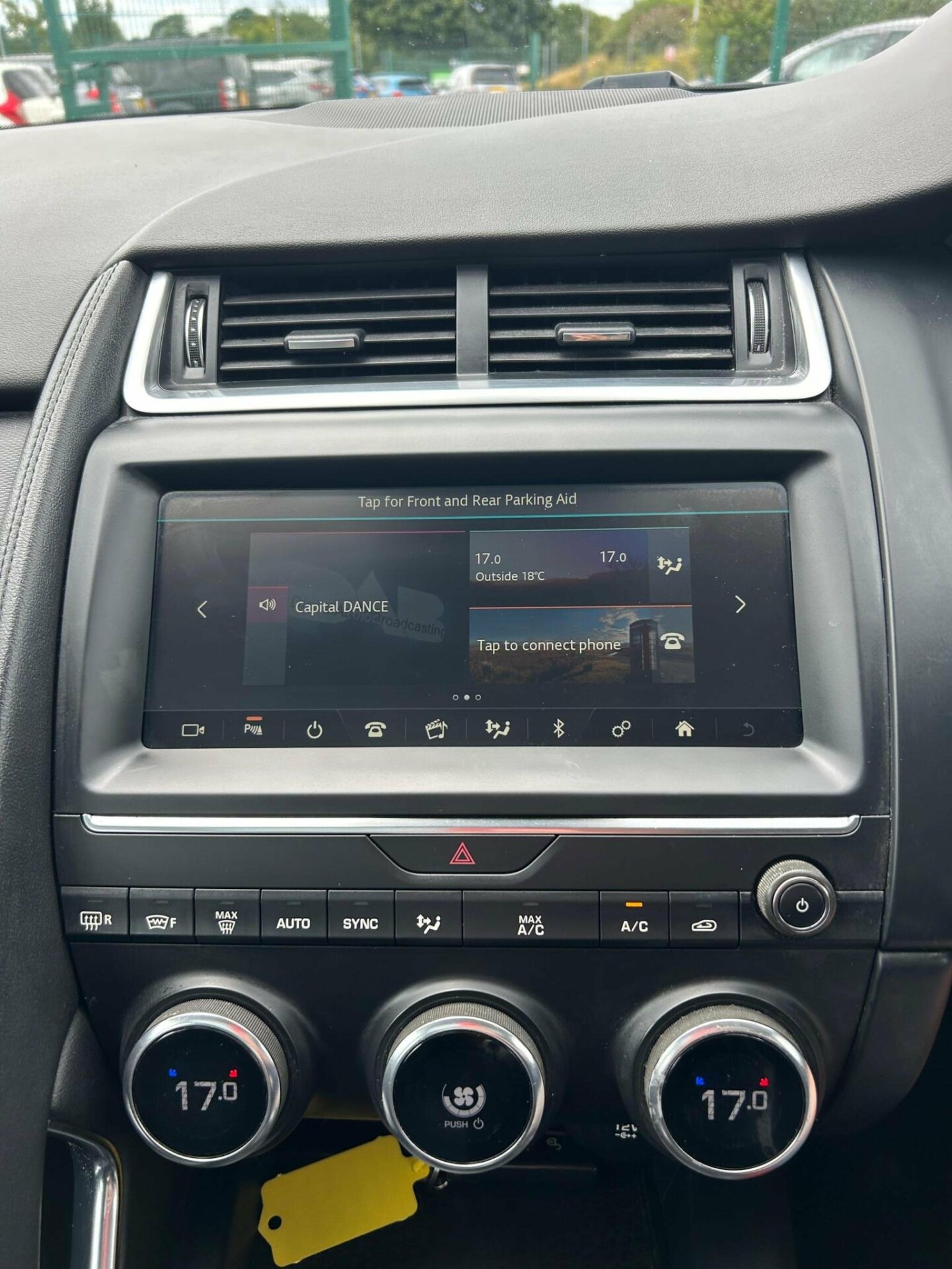 Jaguar E Pace