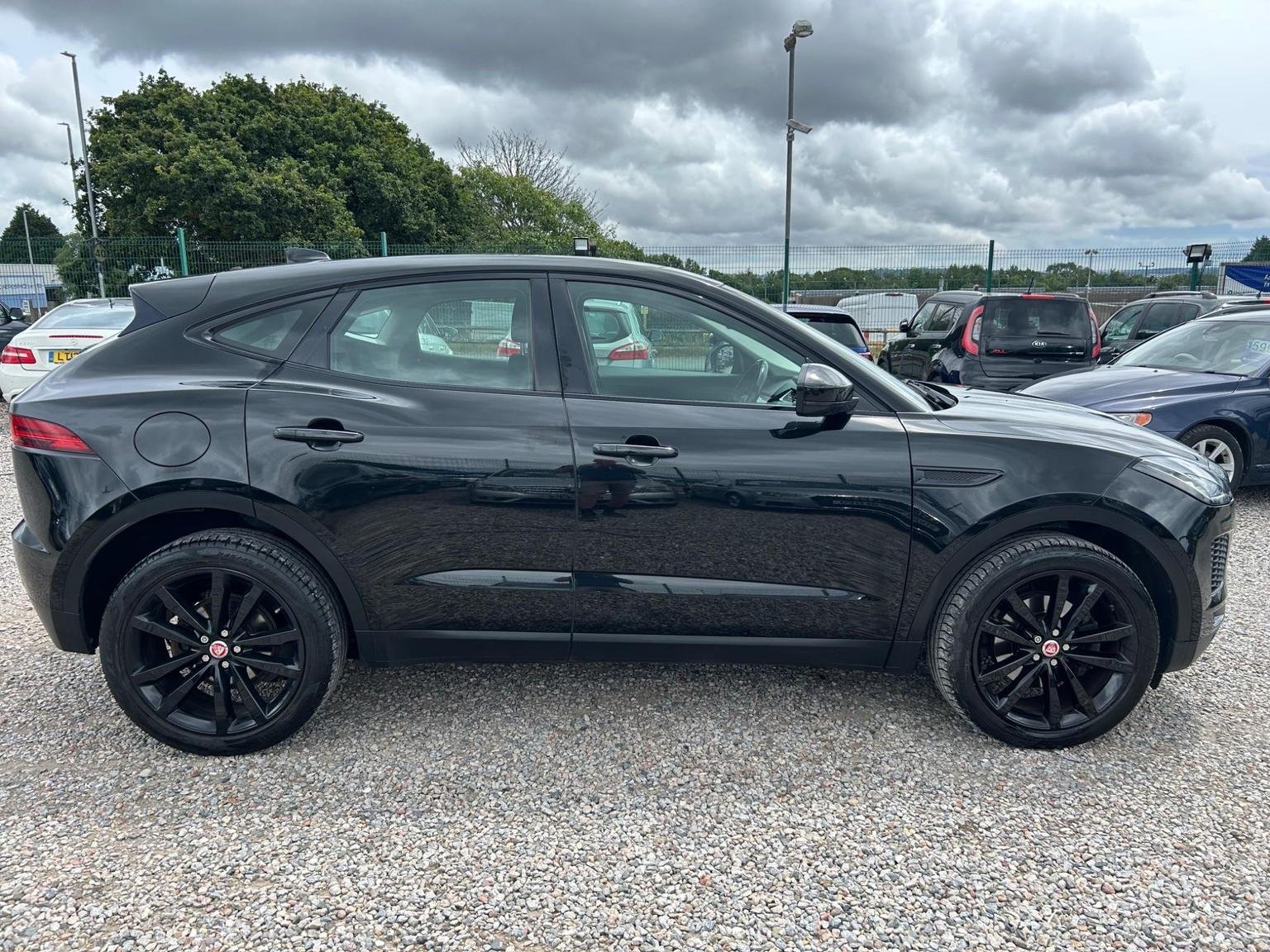 Jaguar E Pace